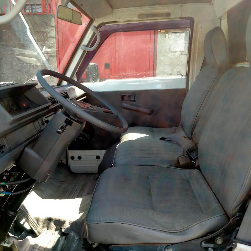 2017 Mitsubishi L300 2017 Mitsubishi L300