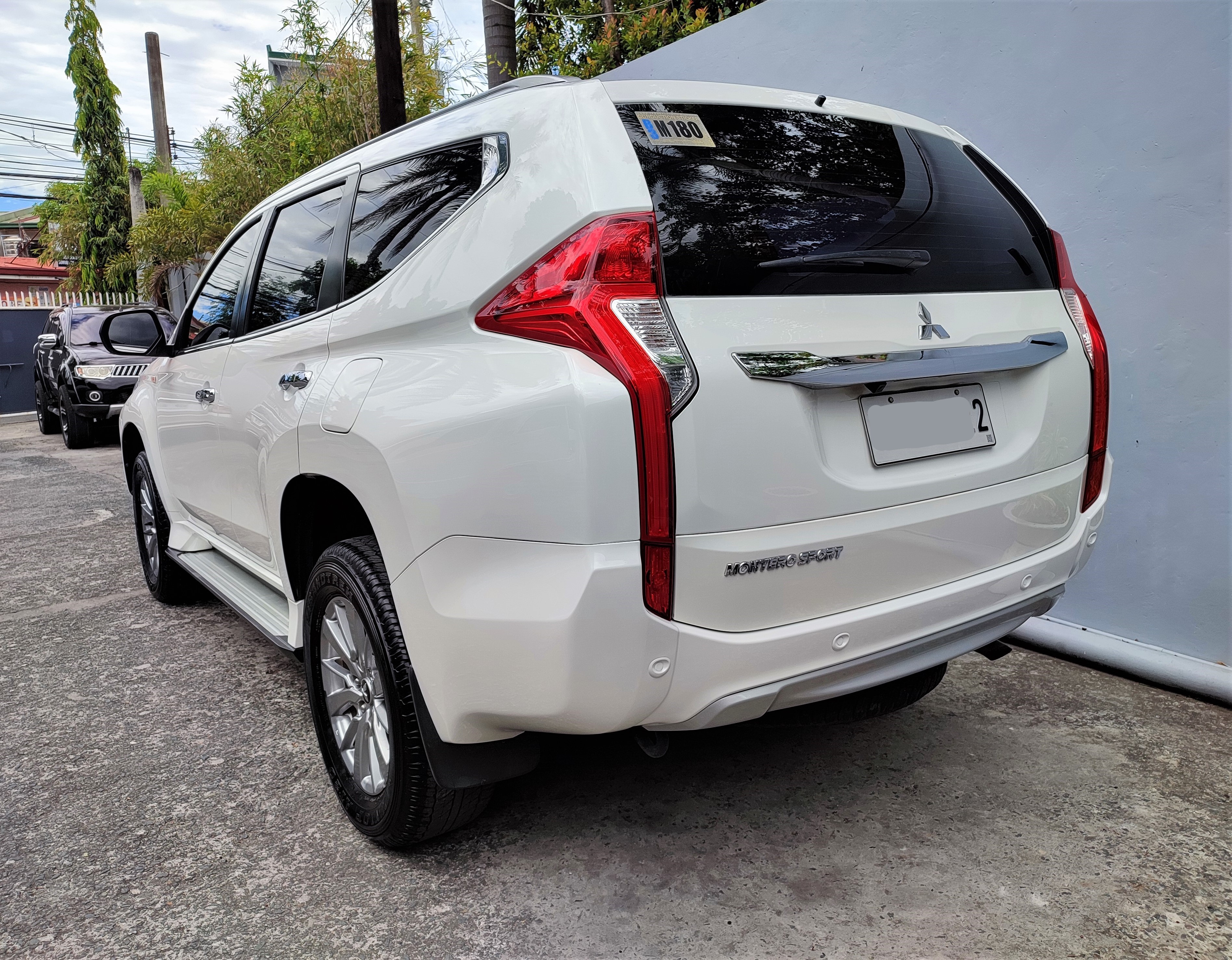 2018 Mitsubishi Montero Sport 2018 Mitsubishi Montero Sport
