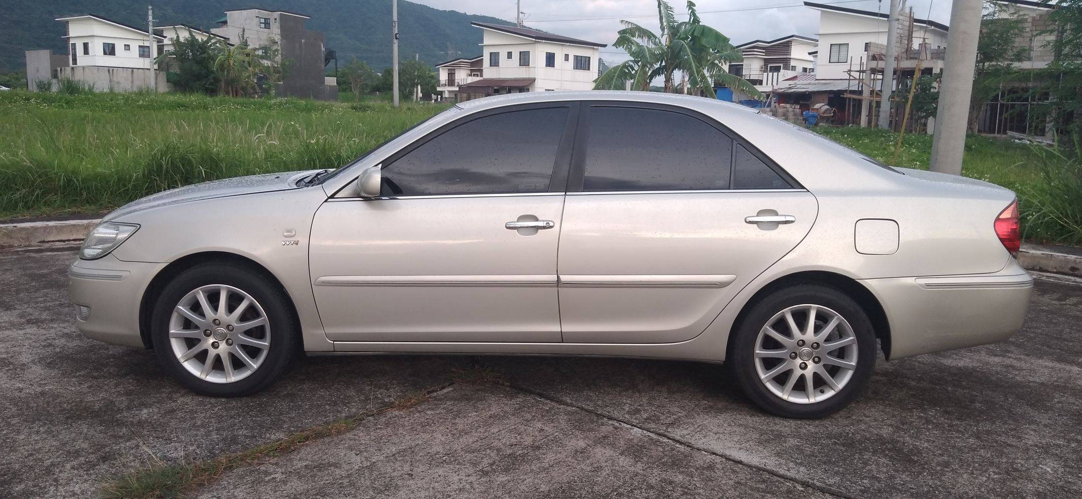 2nd Hand 2004 Toyota Camry 3.0L V