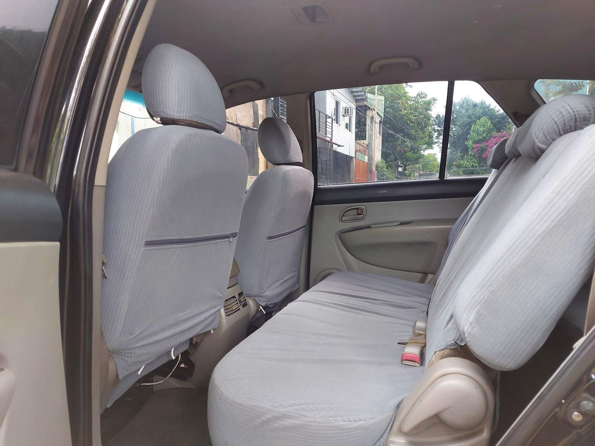 2010 Kia Carens 2010 Kia Carens