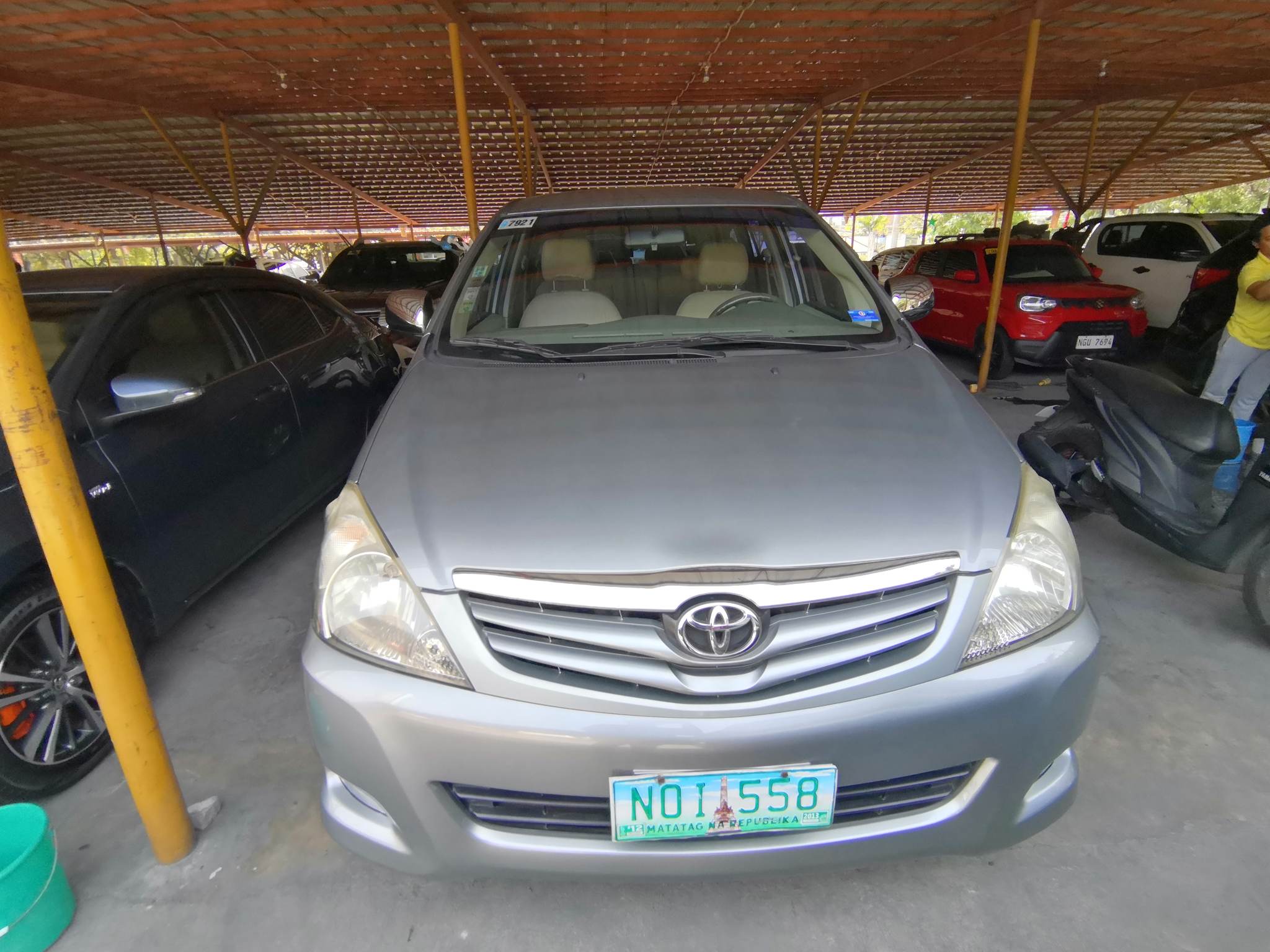 Second Hand 2009 Toyota Innova Second Hand 2009 Toyota Innova
