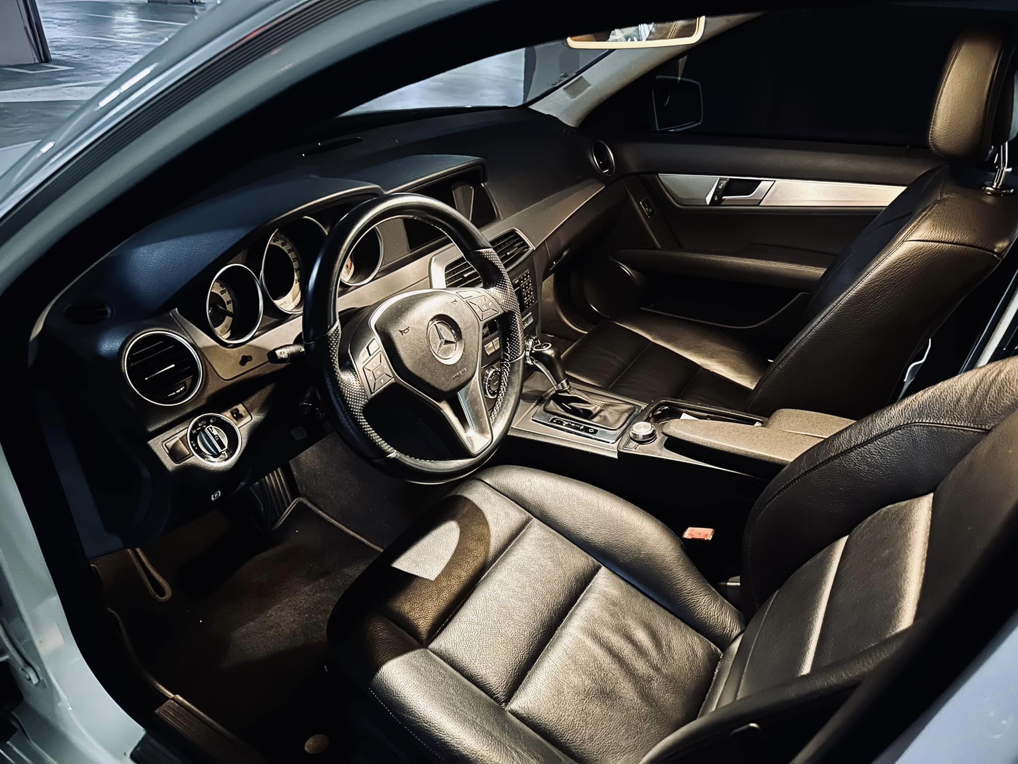 2013 Mercedes-Benz C-Class 2013 Mercedes-Benz C-Class