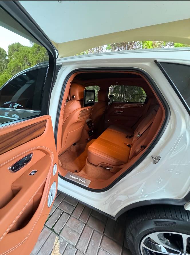 2023 Bentley Bentayga 2023 Bentley Bentayga