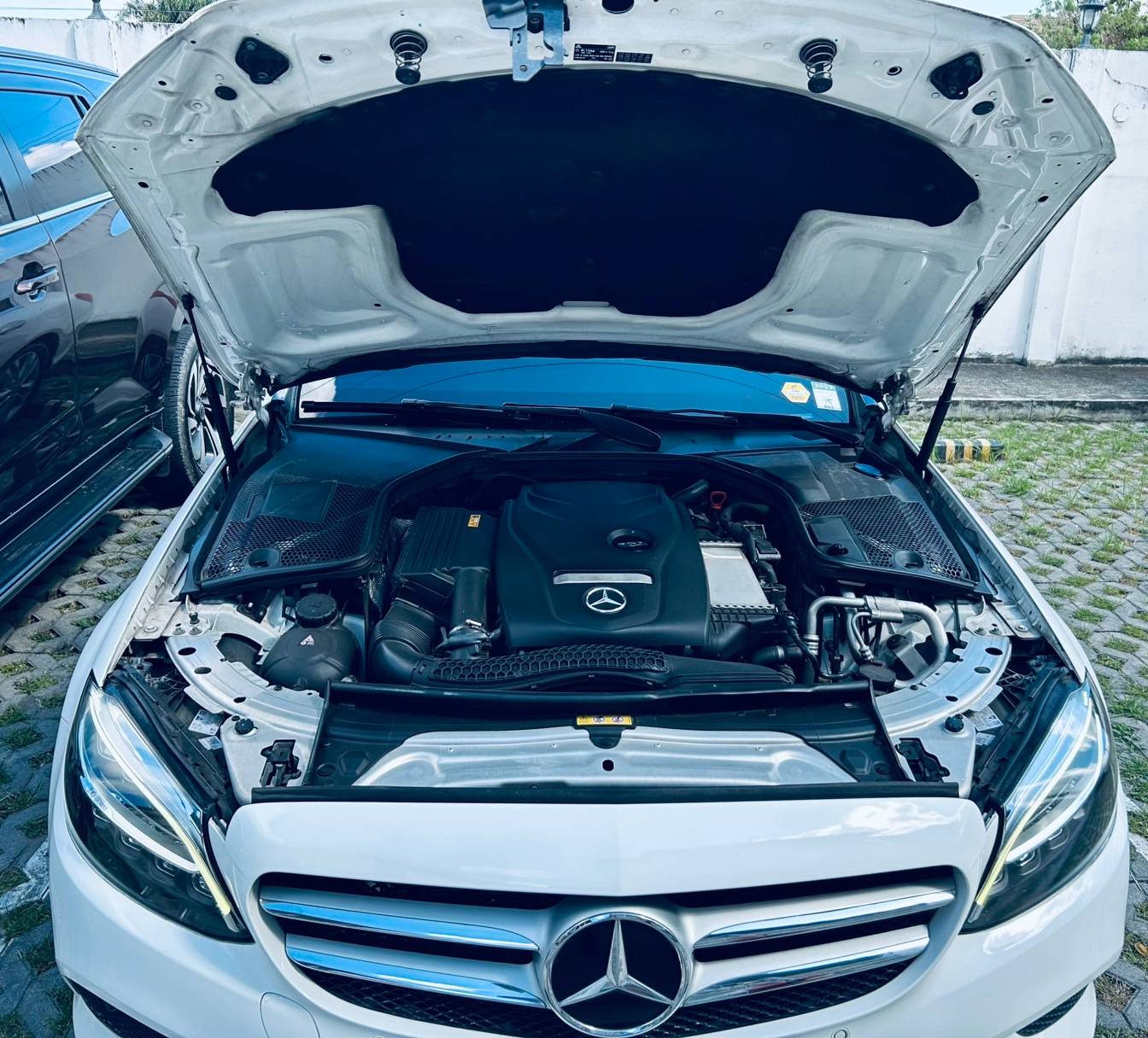 2020 Mercedes-Benz C-Class 2020 Mercedes-Benz C-Class