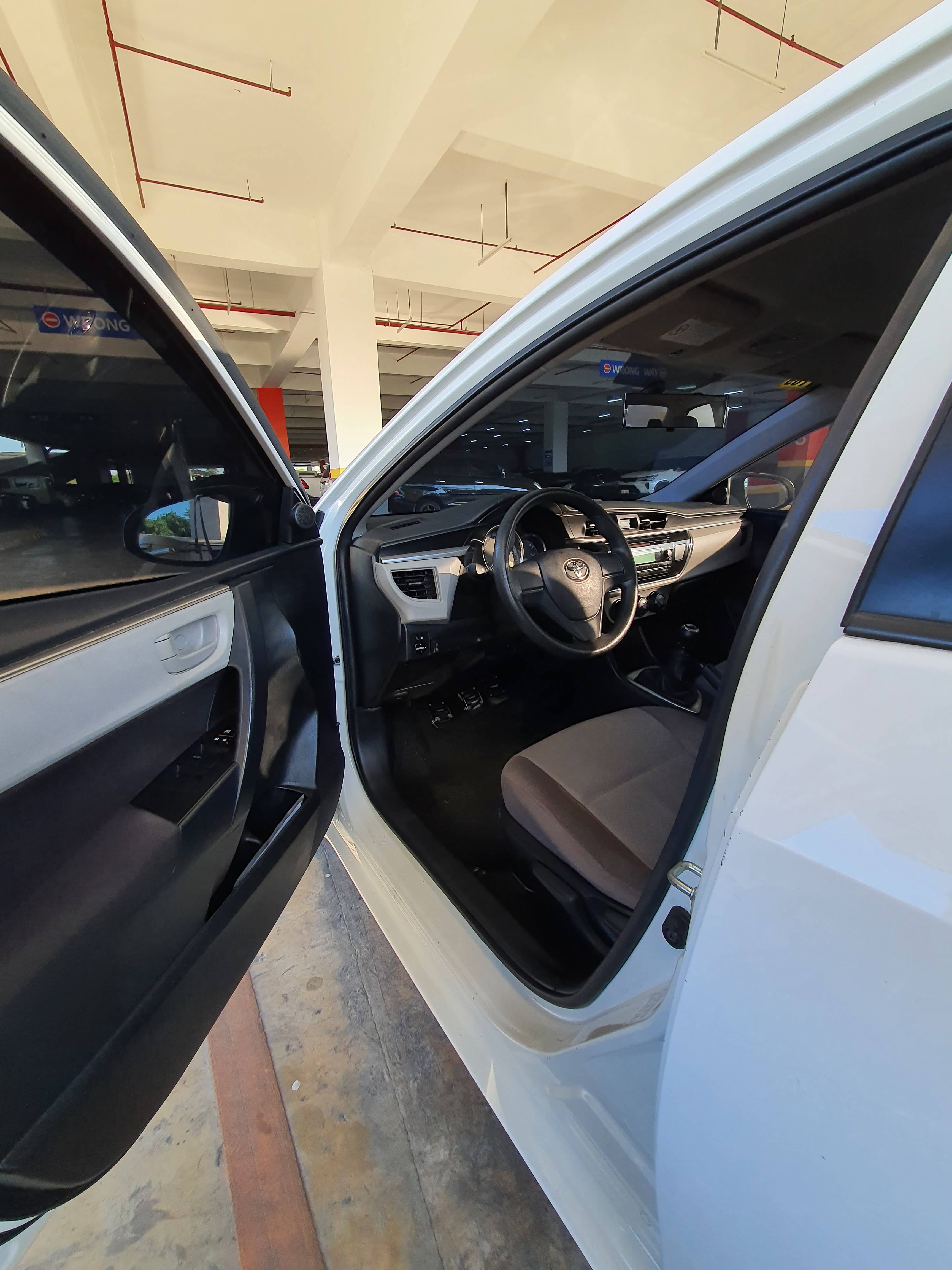 2017 Toyota Corolla Altis 2017 Toyota Corolla Altis