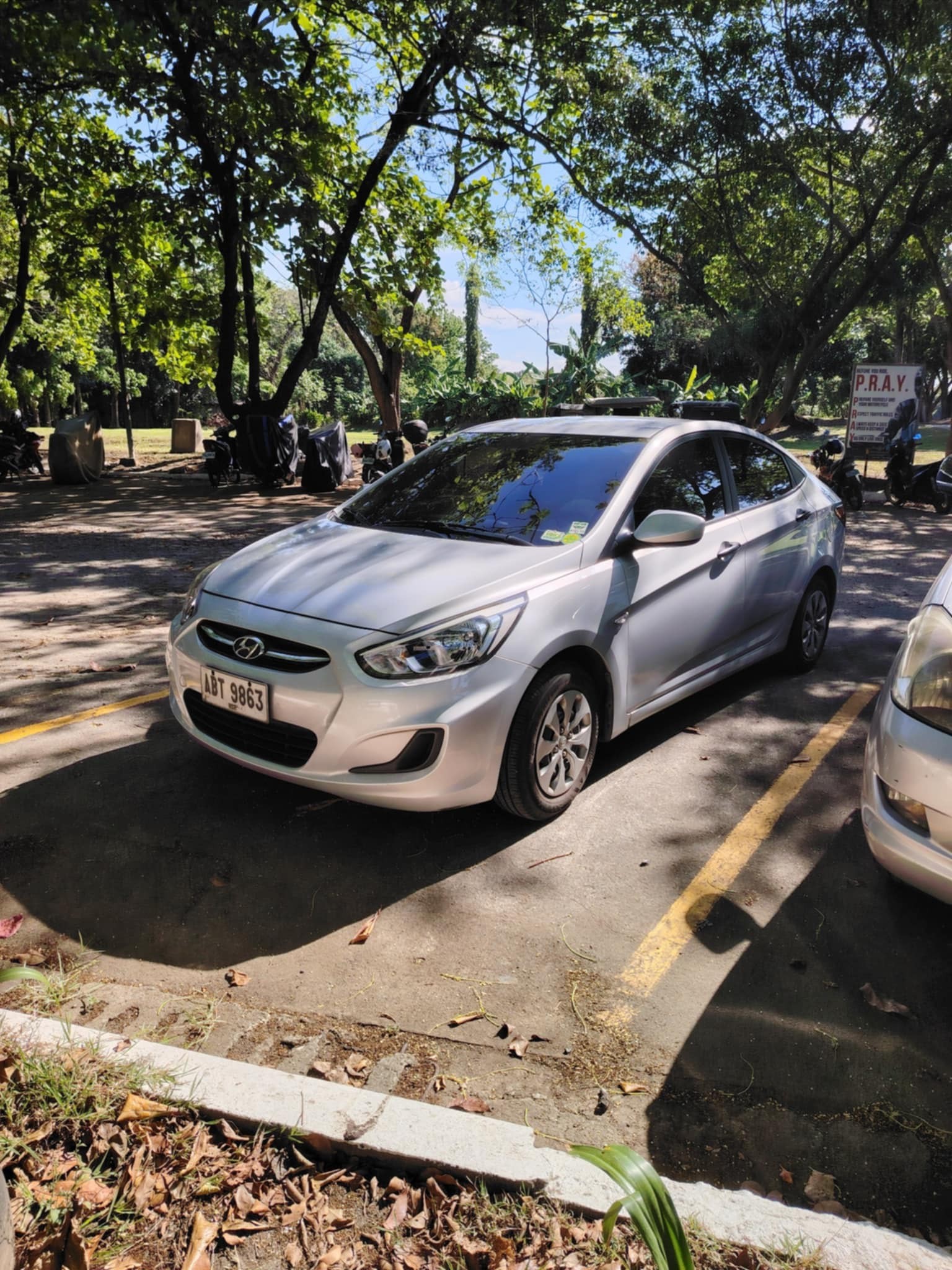 Second Hand 2015 Hyundai Accent Second Hand 2015 Hyundai Accent