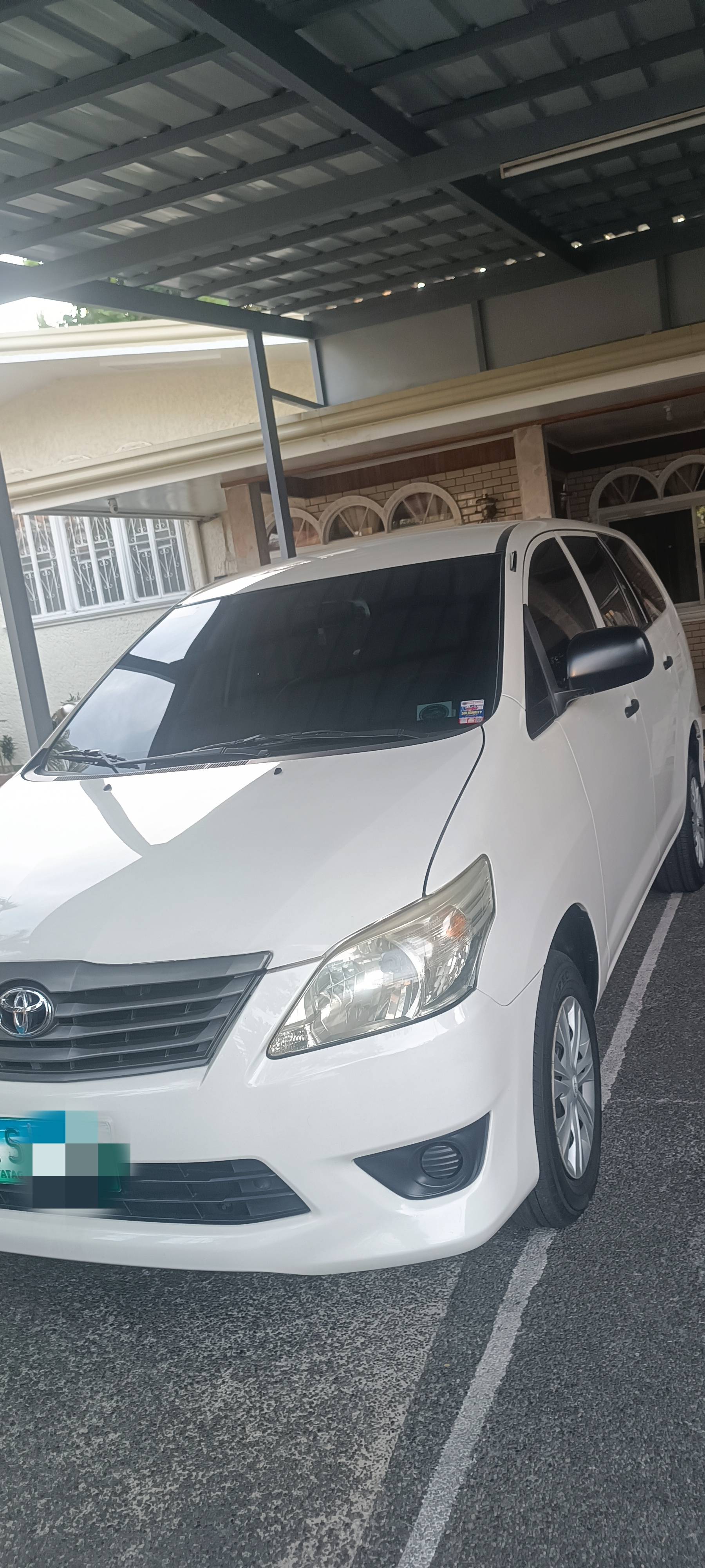 Second Hand 2014 Toyota Innova Second Hand 2014 Toyota Innova