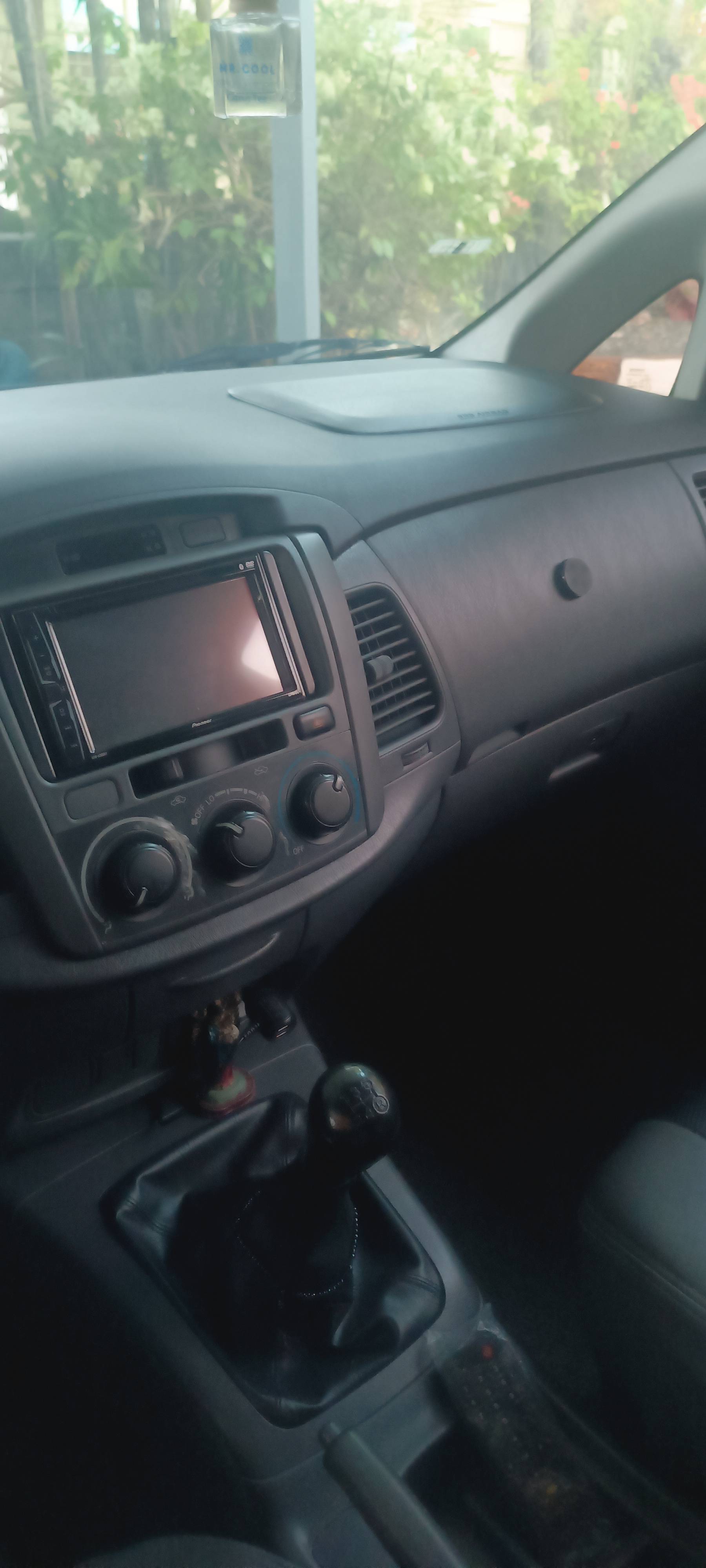 2014 Toyota Innova 2014 Toyota Innova