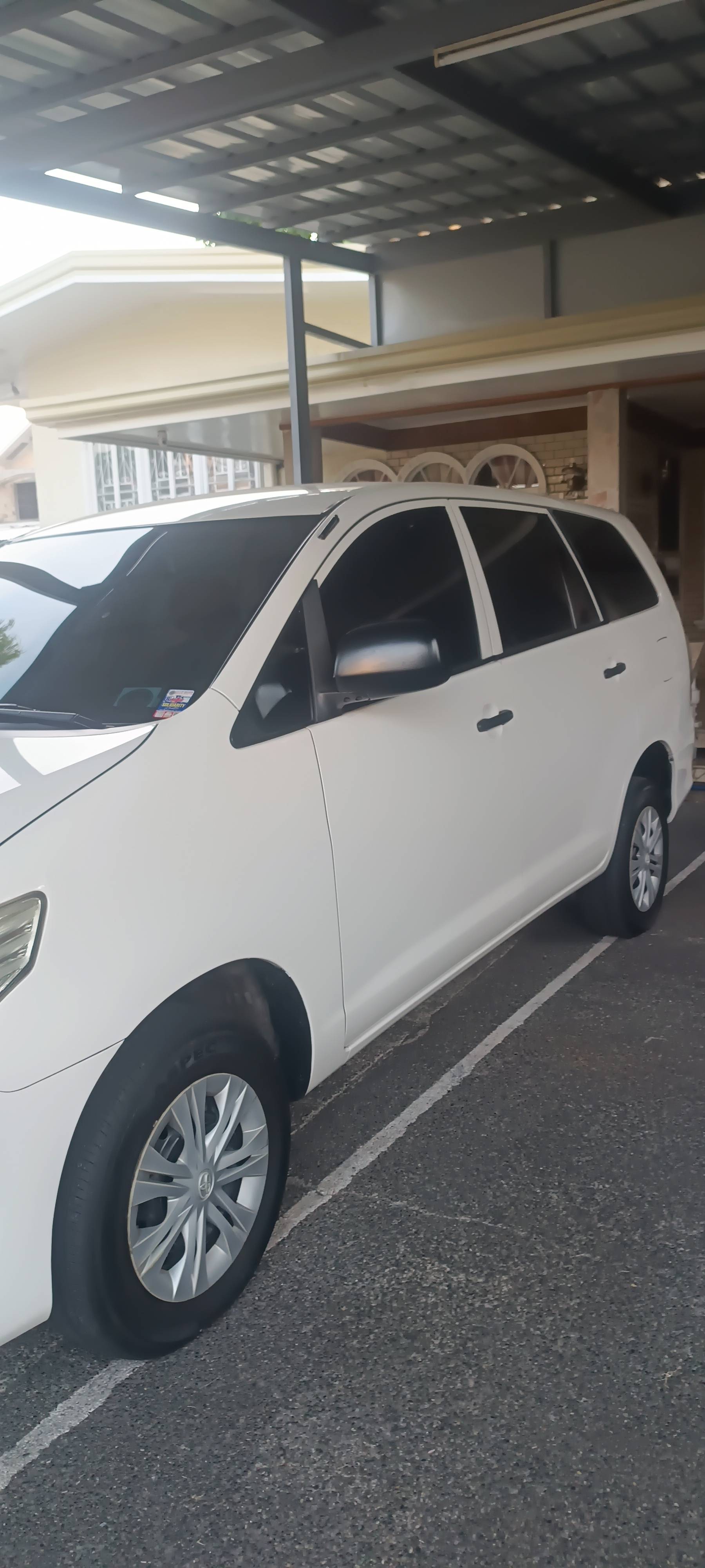 2014 Toyota Innova 2014 Toyota Innova