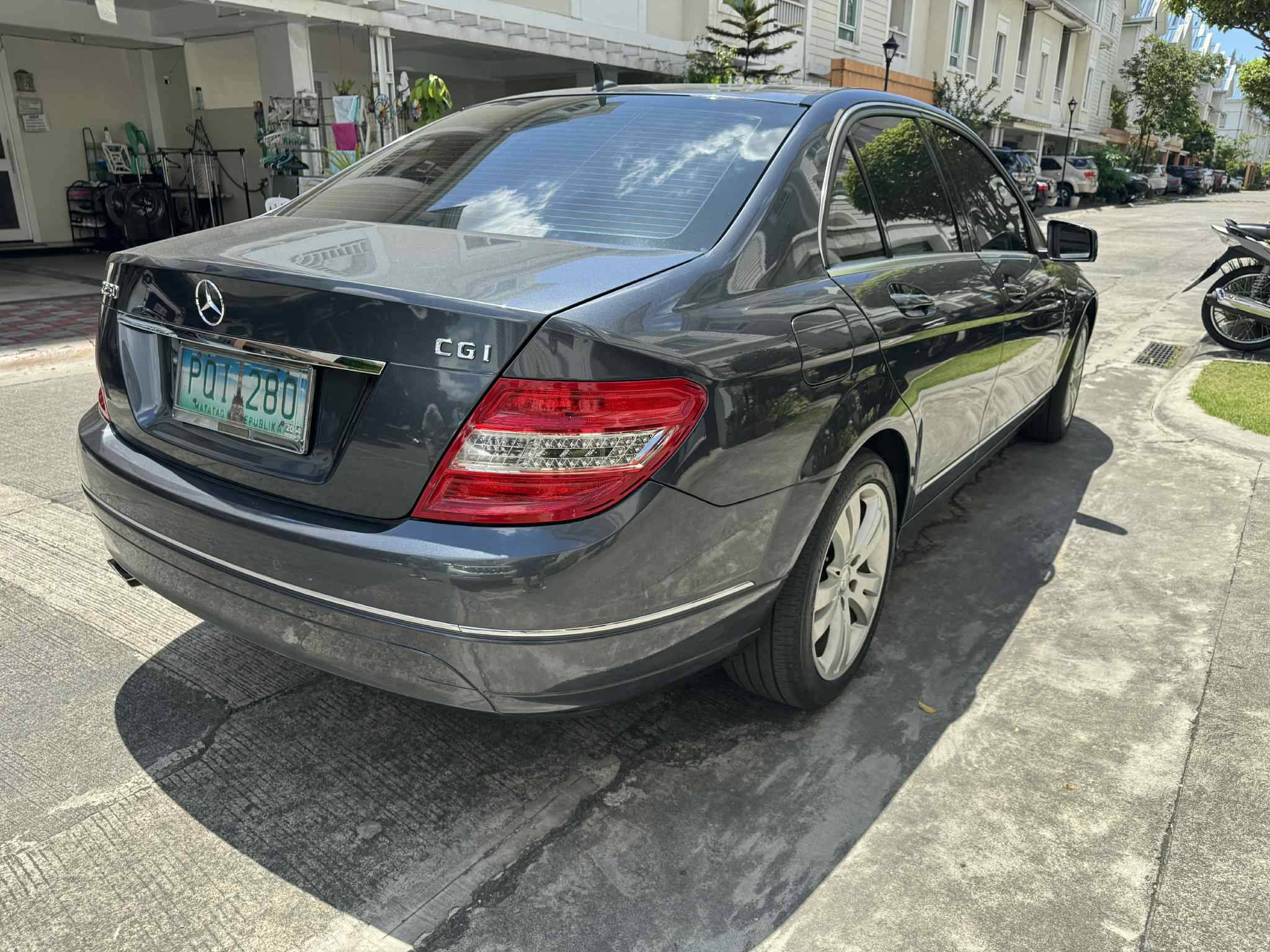 2010 Mercedes-Benz C-Class 2010 Mercedes-Benz C-Class