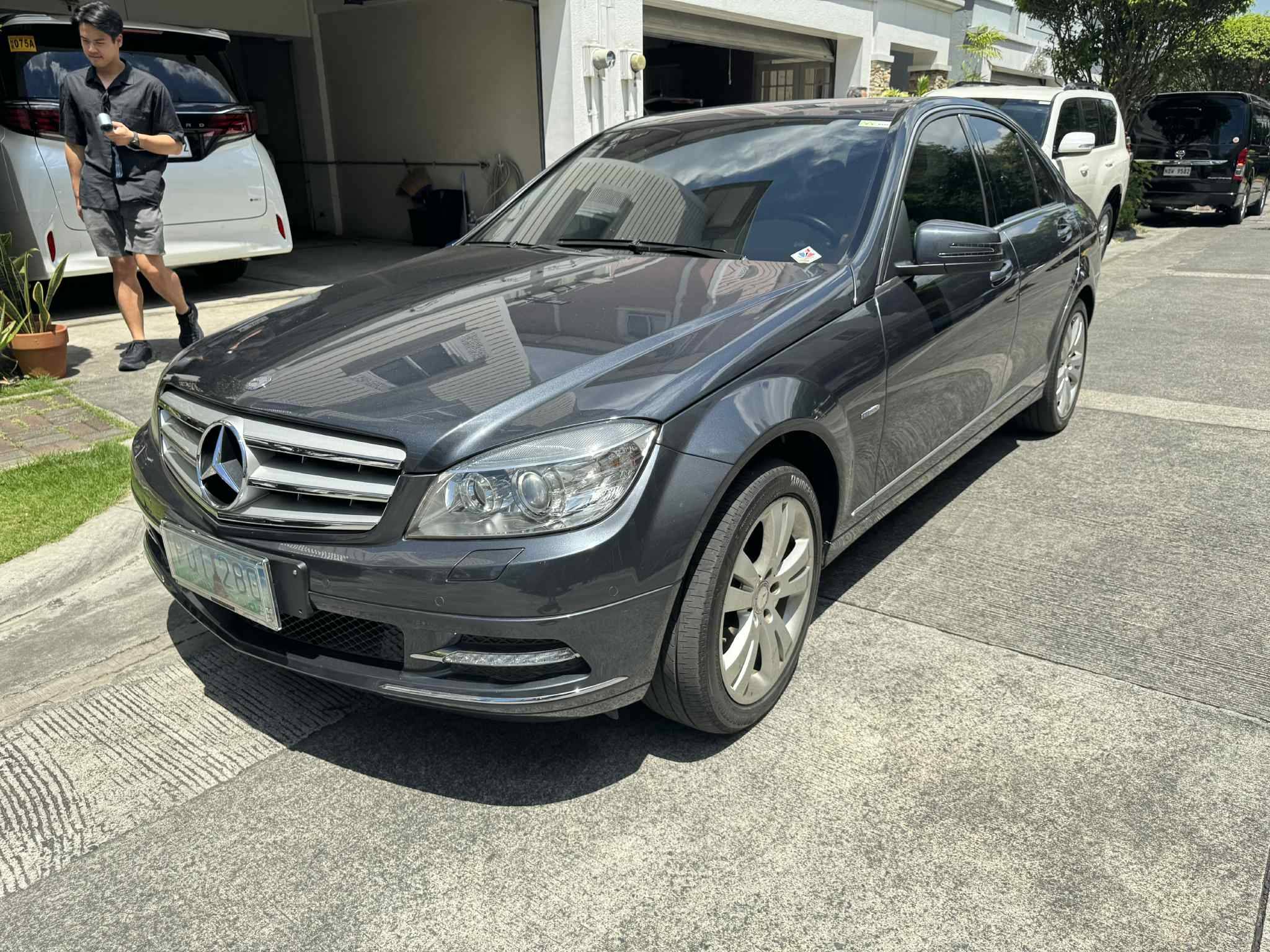 2010 Mercedes-Benz C-Class 2010 Mercedes-Benz C-Class