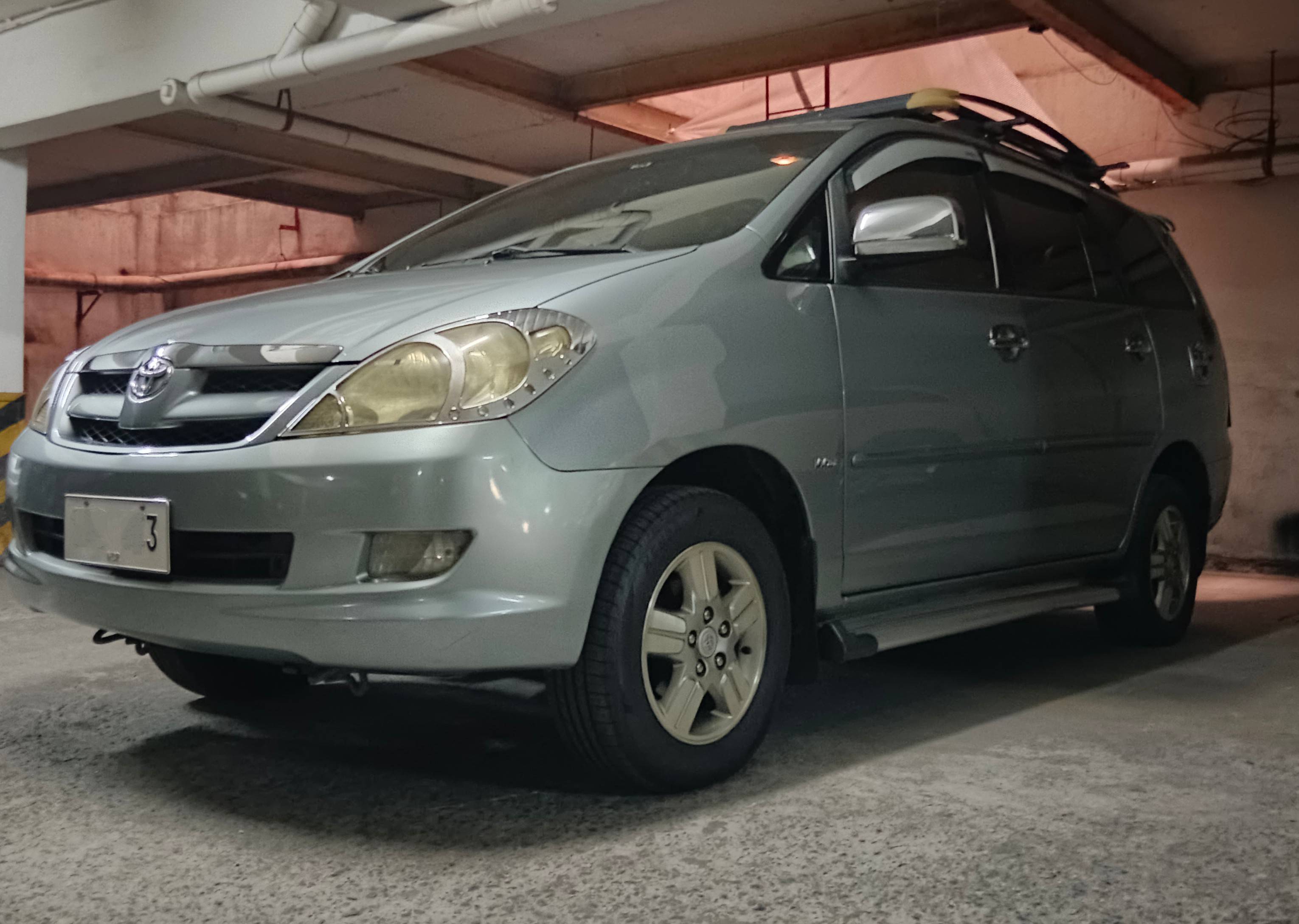 2008 Toyota Innova 2008 Toyota Innova