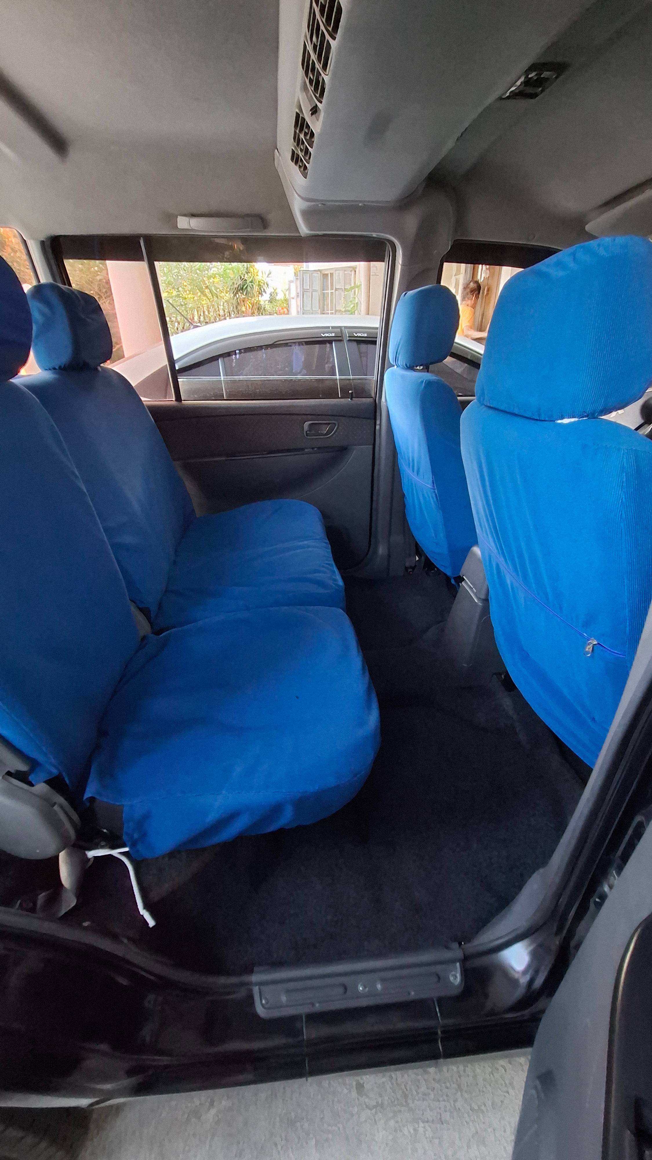 2010 Mitsubishi Adventure 2010 Mitsubishi Adventure