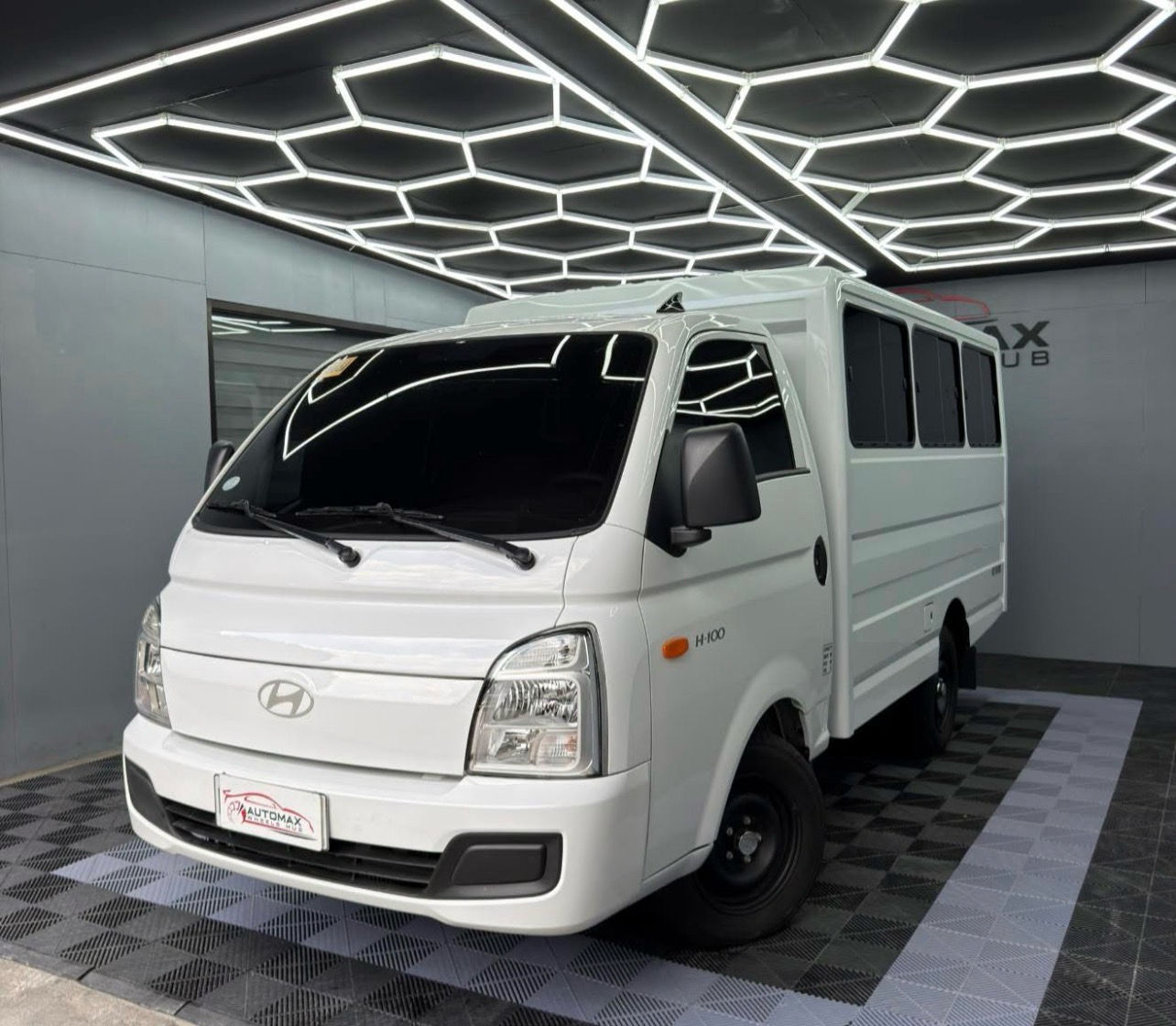 2025 Hyundai H-100