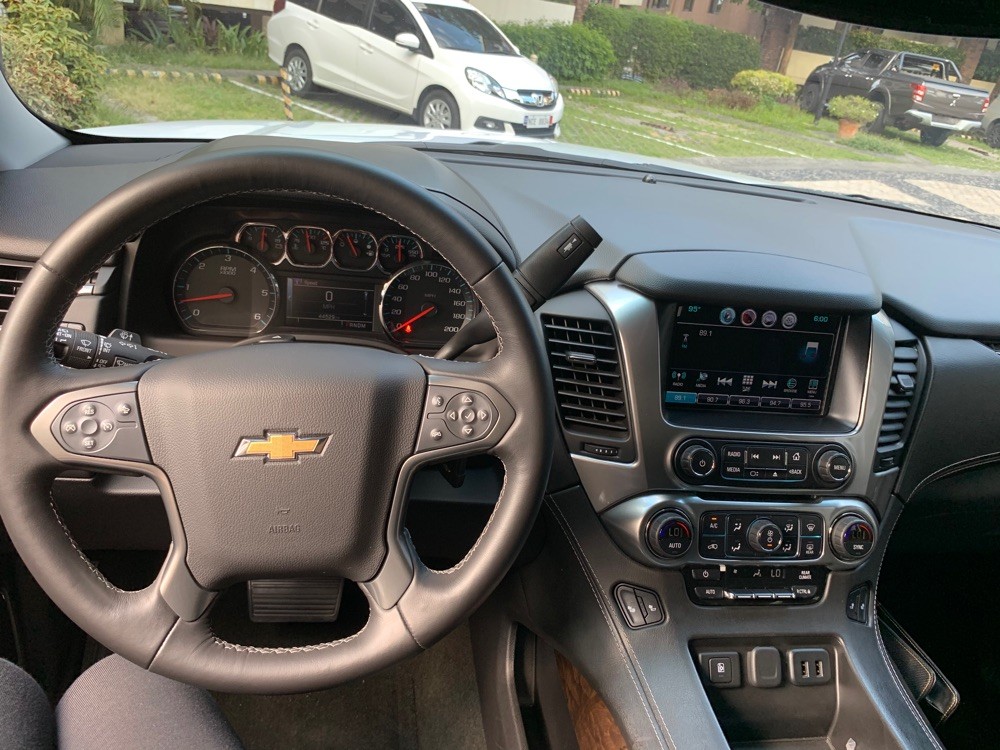2017 Chevrolet Suburban 2017 Chevrolet Suburban