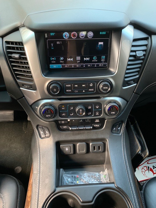 2017 Chevrolet Suburban 2017 Chevrolet Suburban