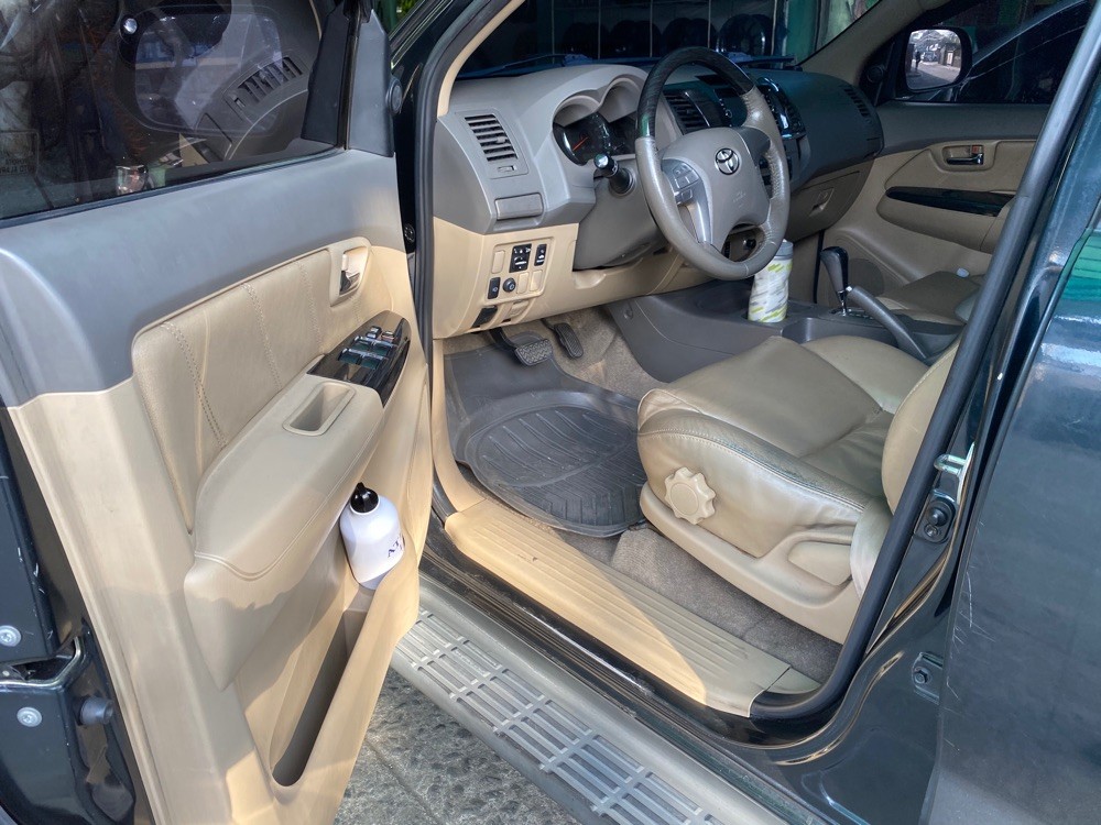 2013 Toyota Fortuner 2013 Toyota Fortuner