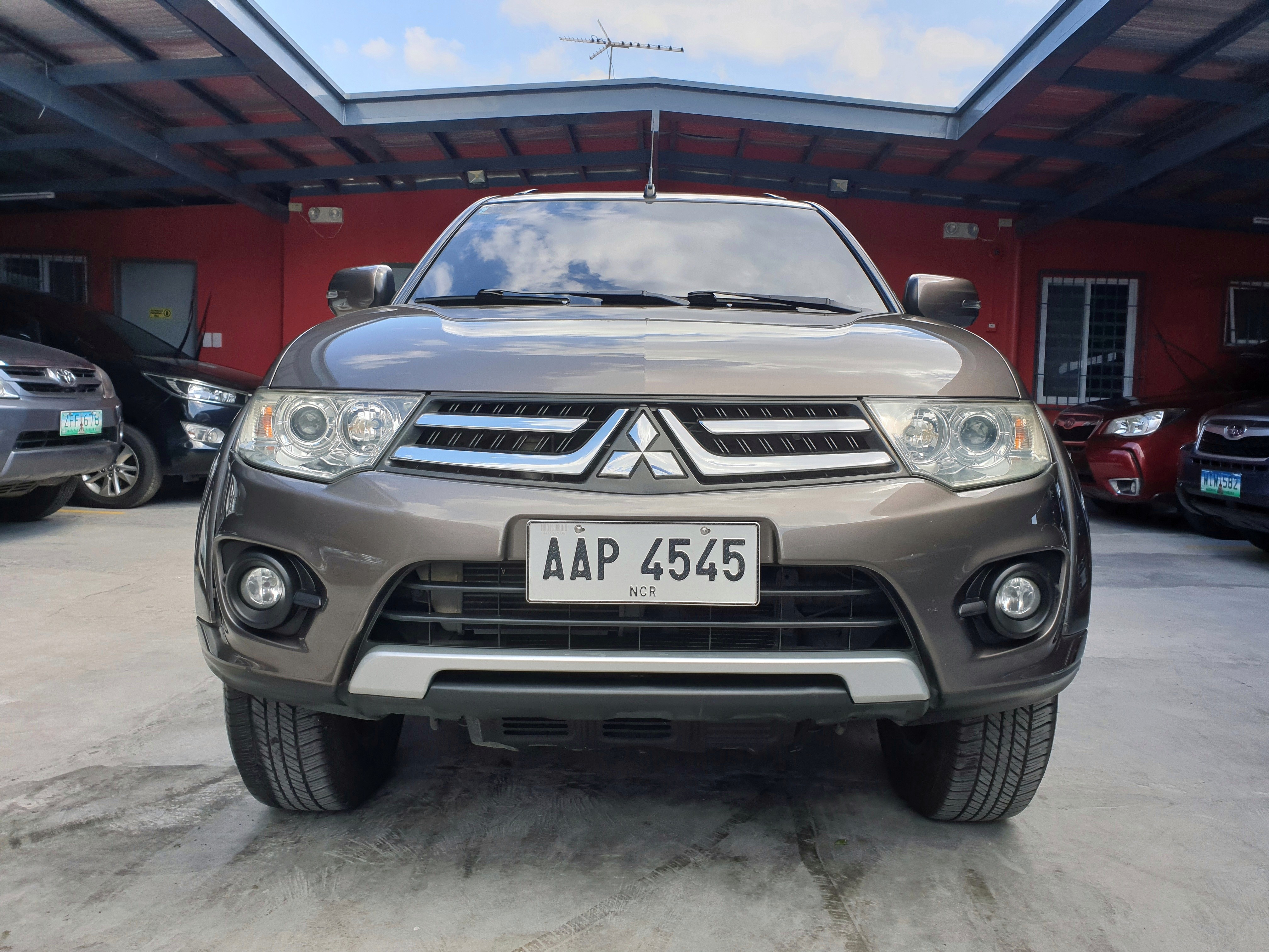 2014 Mitsubishi Montero Sport 2014 Mitsubishi Montero Sport