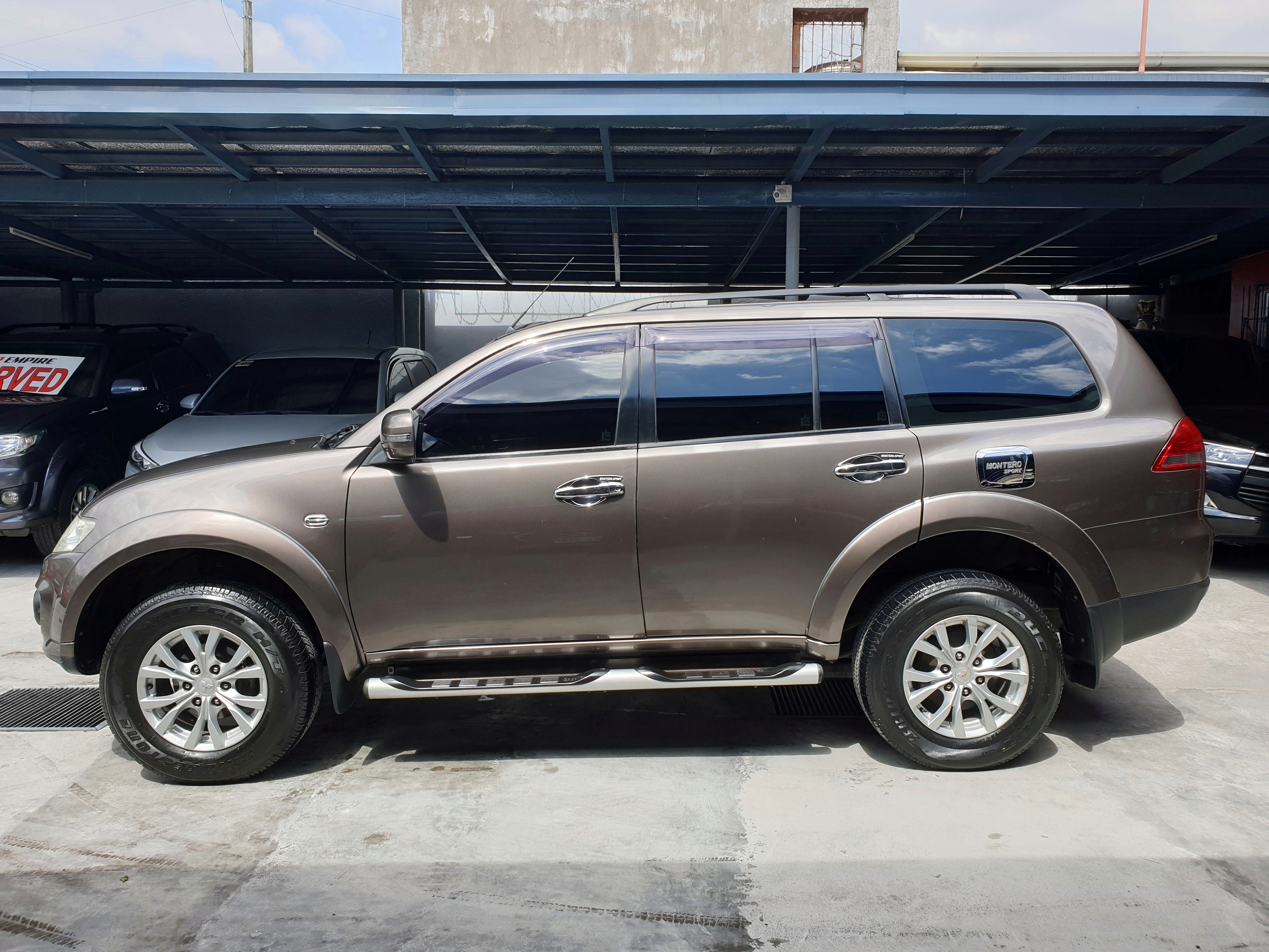 2014 Mitsubishi Montero Sport 2014 Mitsubishi Montero Sport