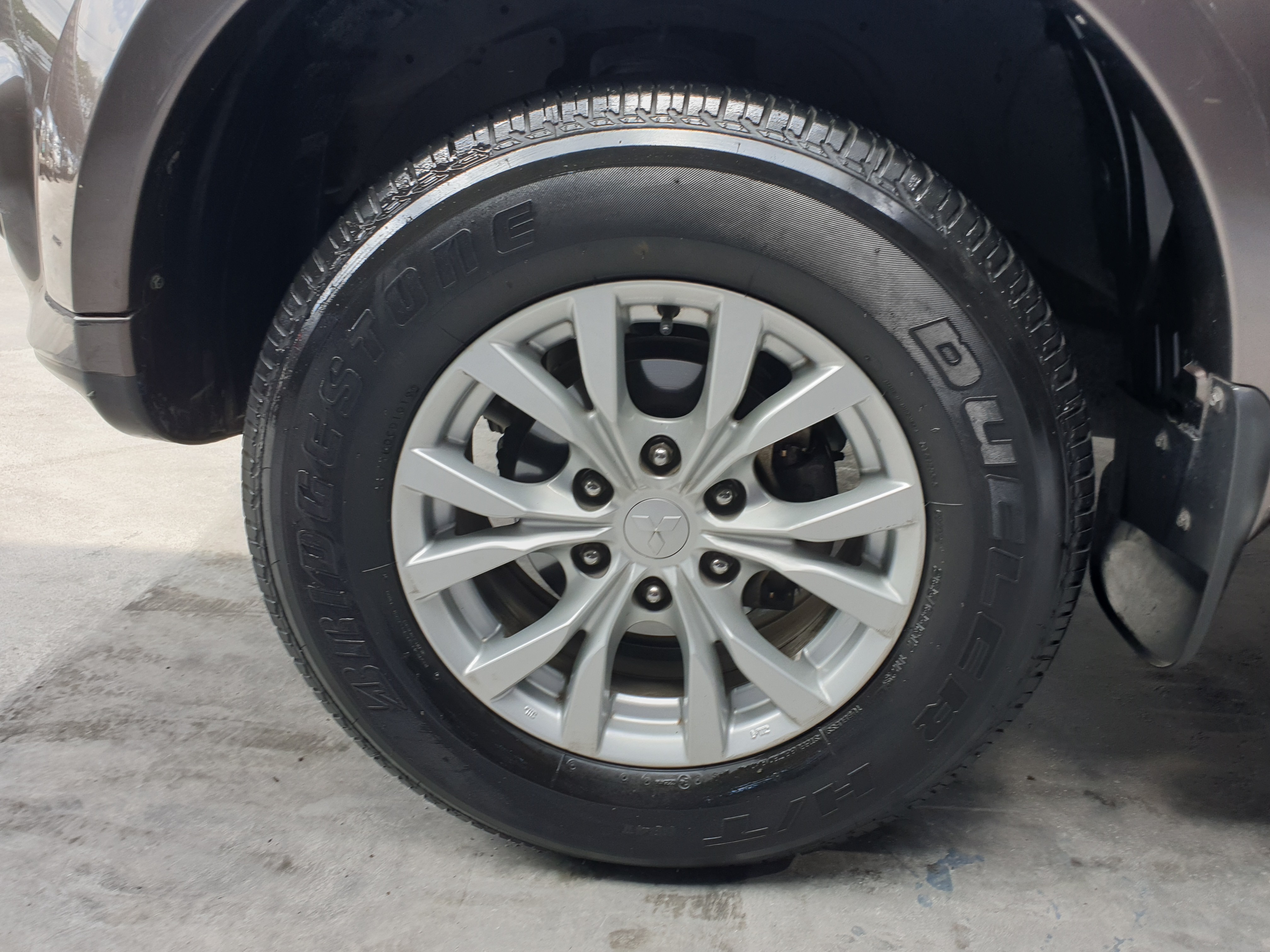 2014 Mitsubishi Montero Sport 2014 Mitsubishi Montero Sport