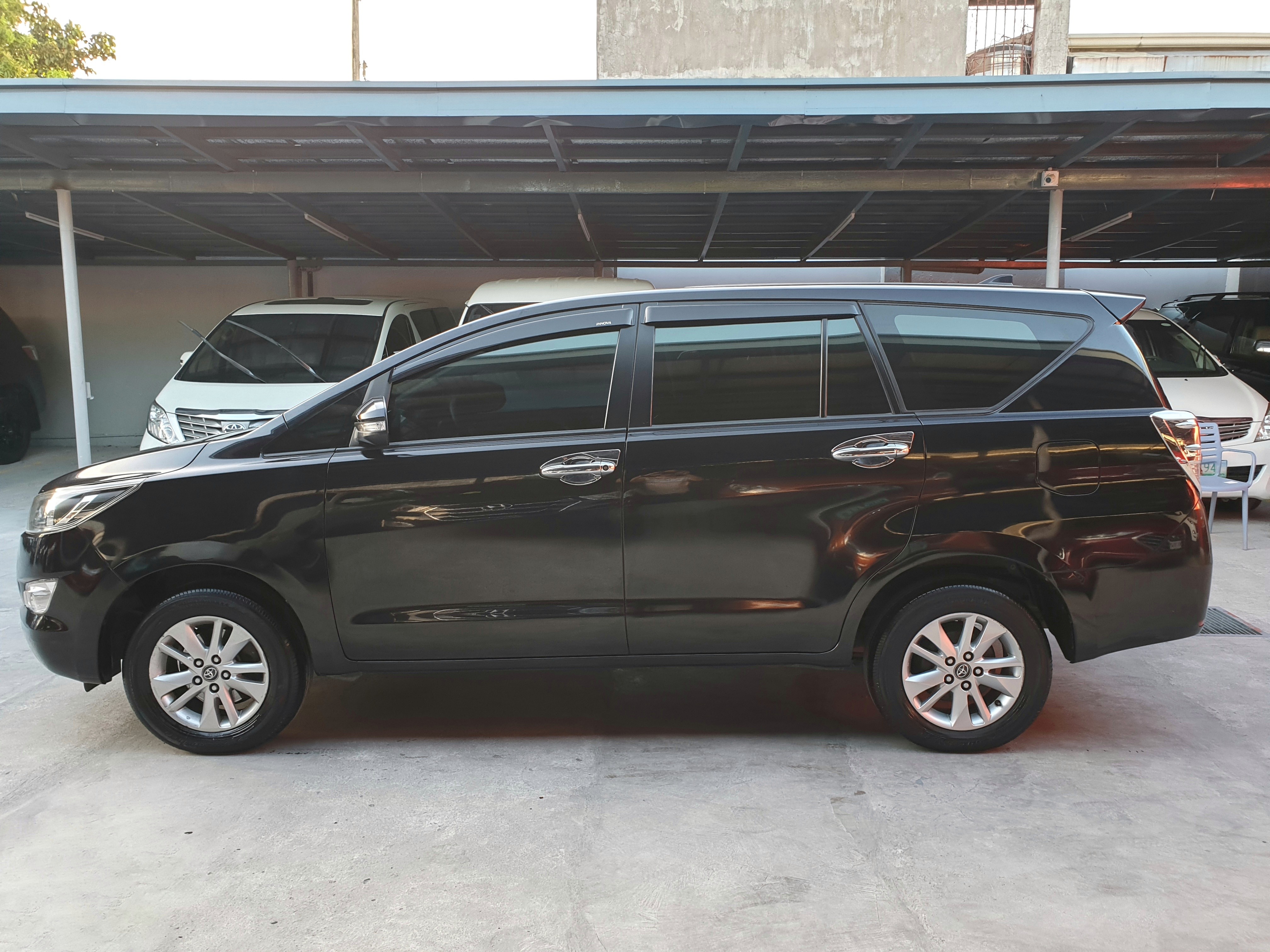 2017 Toyota Innova 2017 Toyota Innova