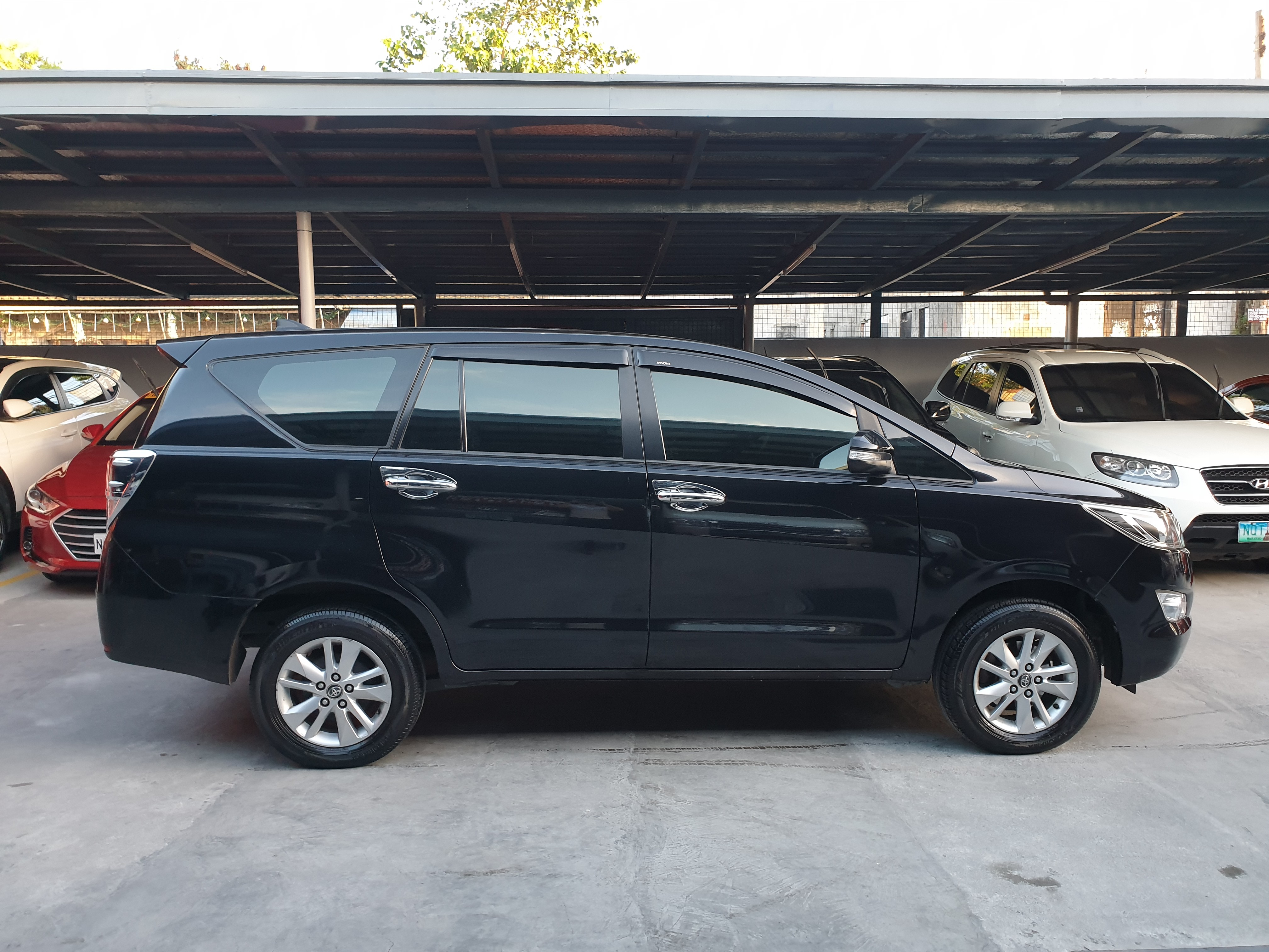 2017 Toyota Innova 2017 Toyota Innova