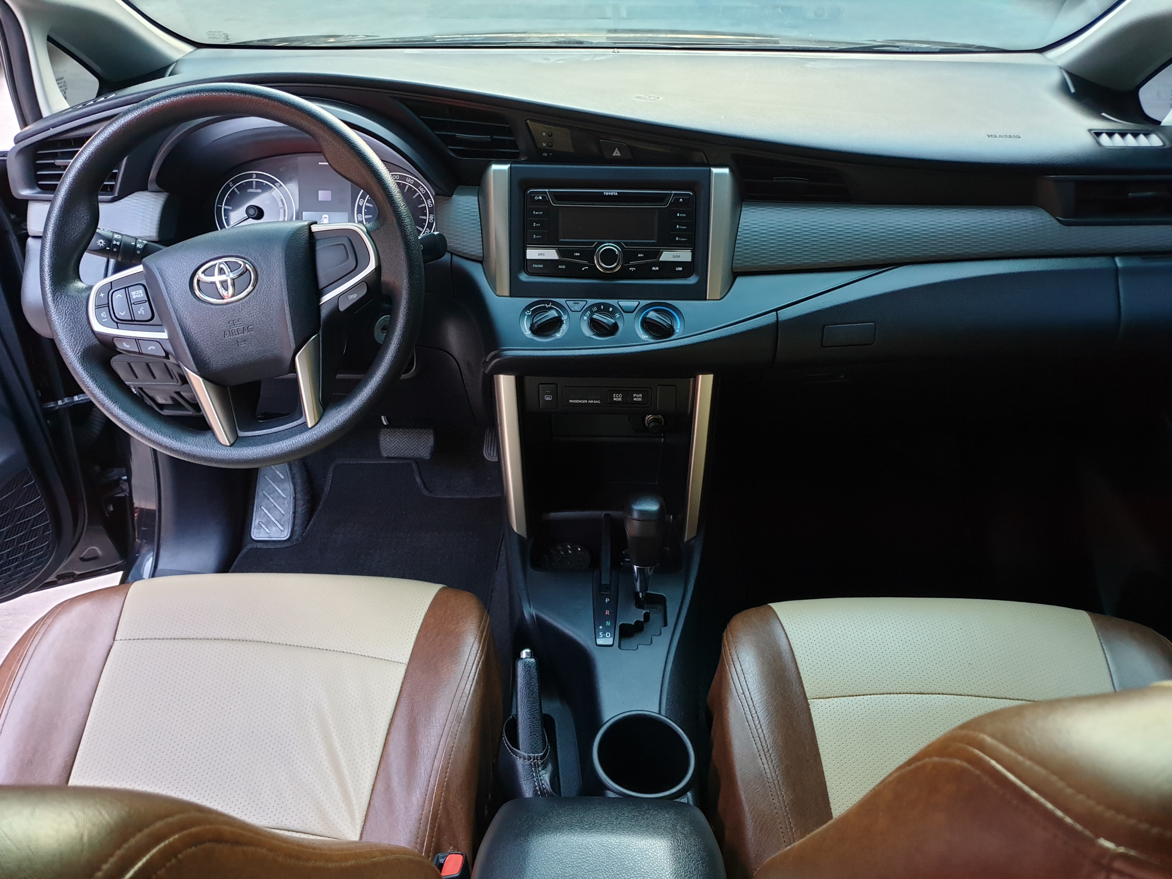 2017 Toyota Innova 2017 Toyota Innova