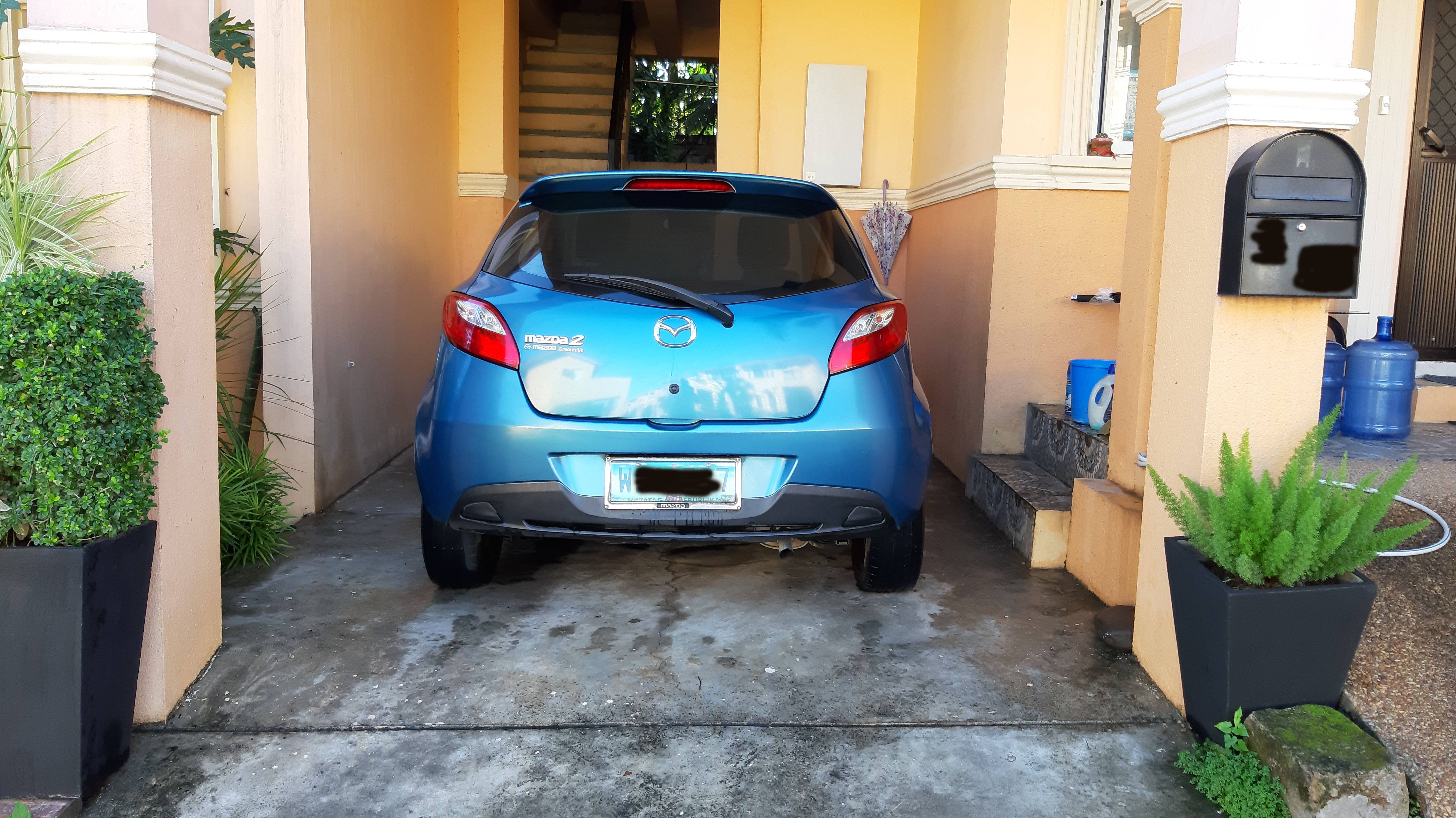 2012 Mazda 2 Hatchback 2012 Mazda 2 Hatchback