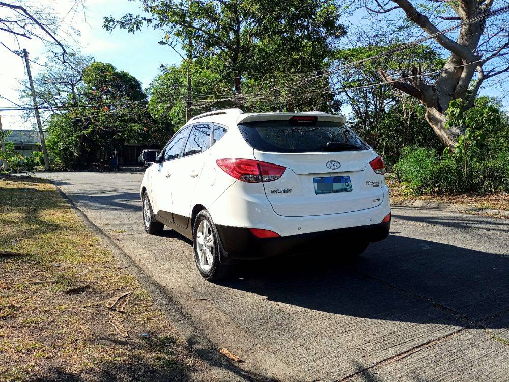 Second hand 2012 Hyundai Tucson 2.0L AT 4x4