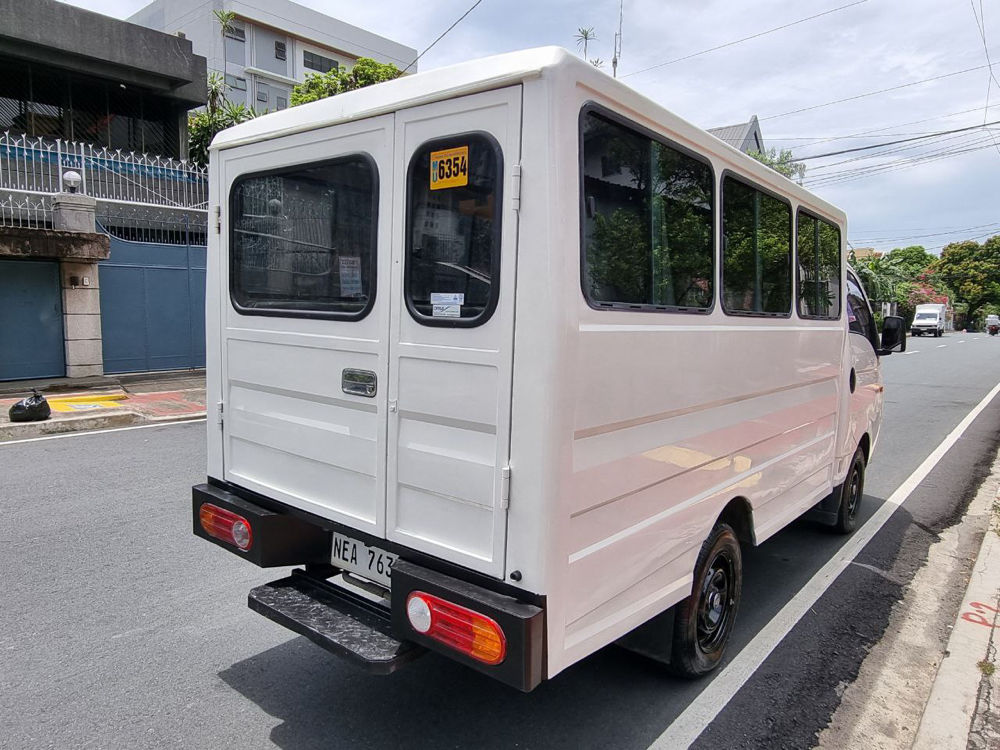 Old 2018 Hyundai H-100 2.6 GL 5M/T (Dsl-With AC)