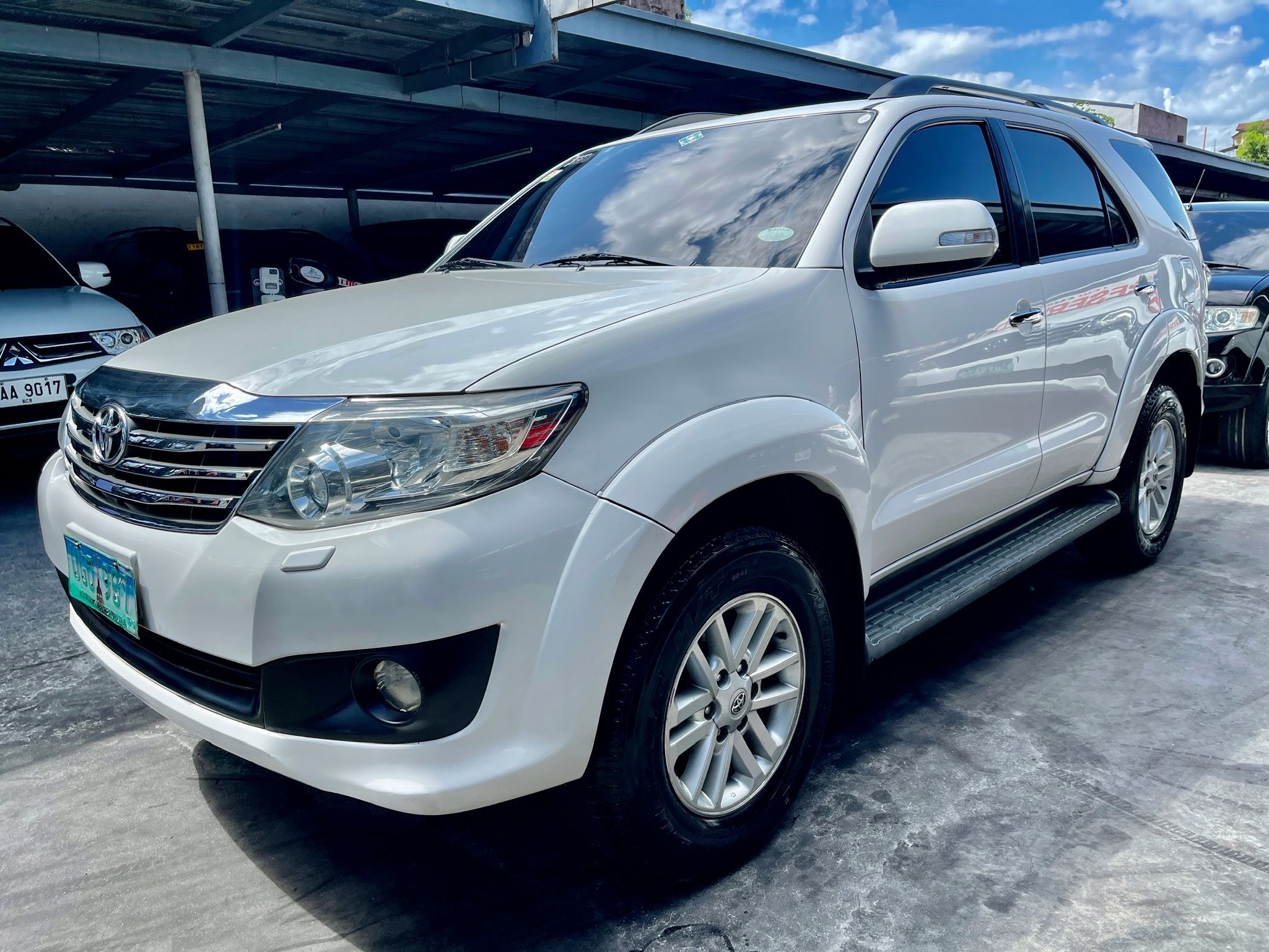Second hand 2012 Toyota Fortuner Dsl AT 4x2 2.5 G