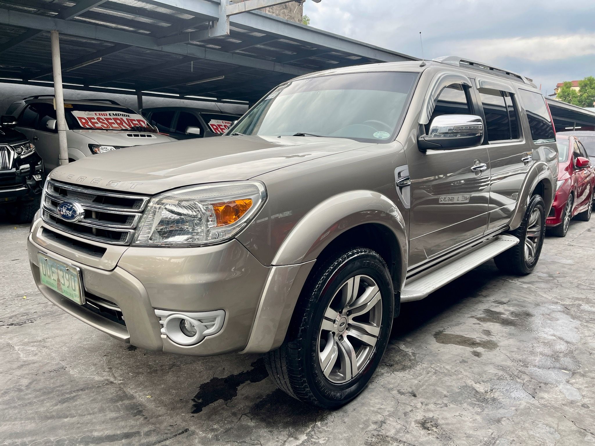 Second hand 2013 Ford Everest 2.5L Limited AT