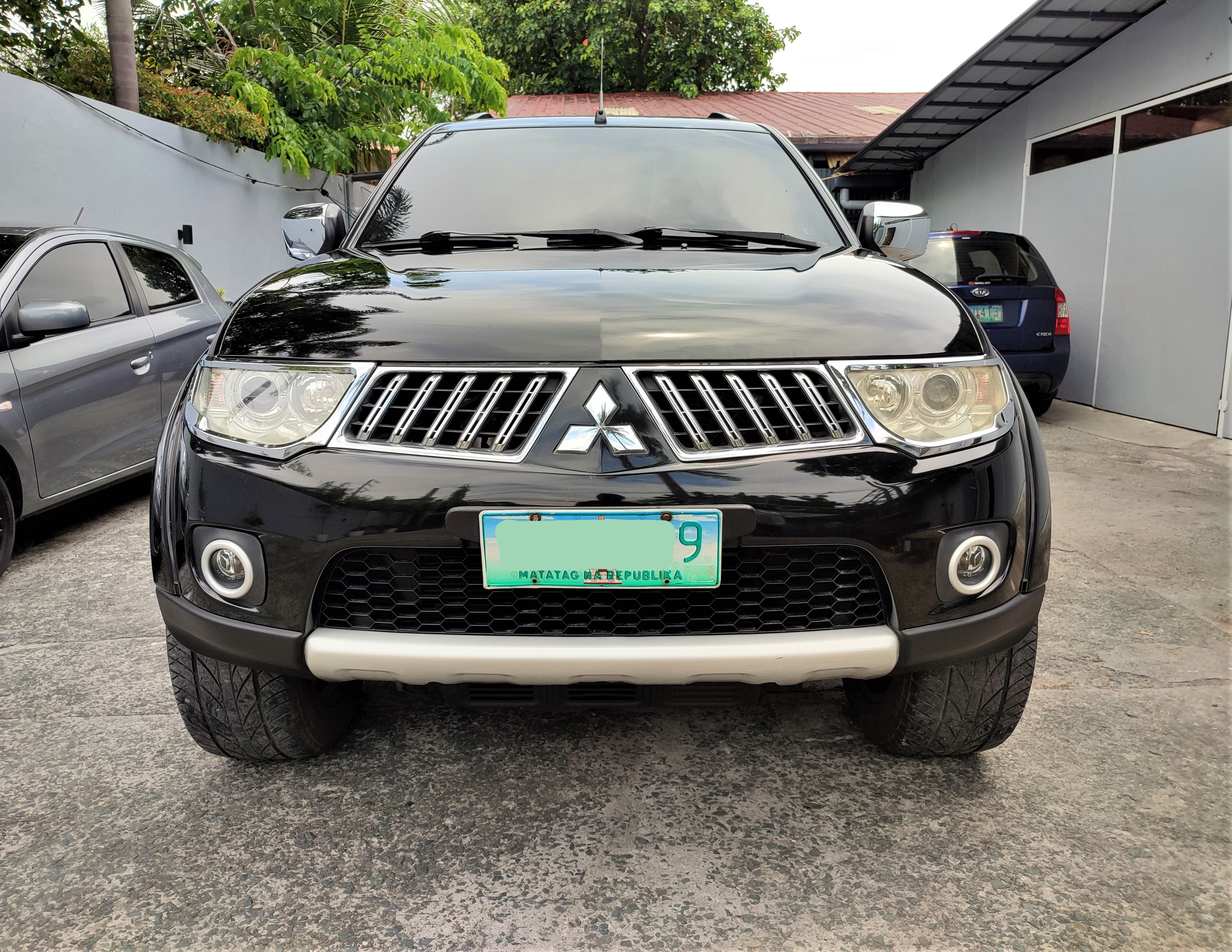2012 Mitsubishi Montero Sport 2012 Mitsubishi Montero Sport