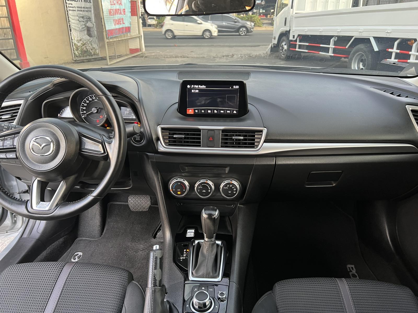 2018 Mazda 3 Sedan 2018 Mazda 3 Sedan
