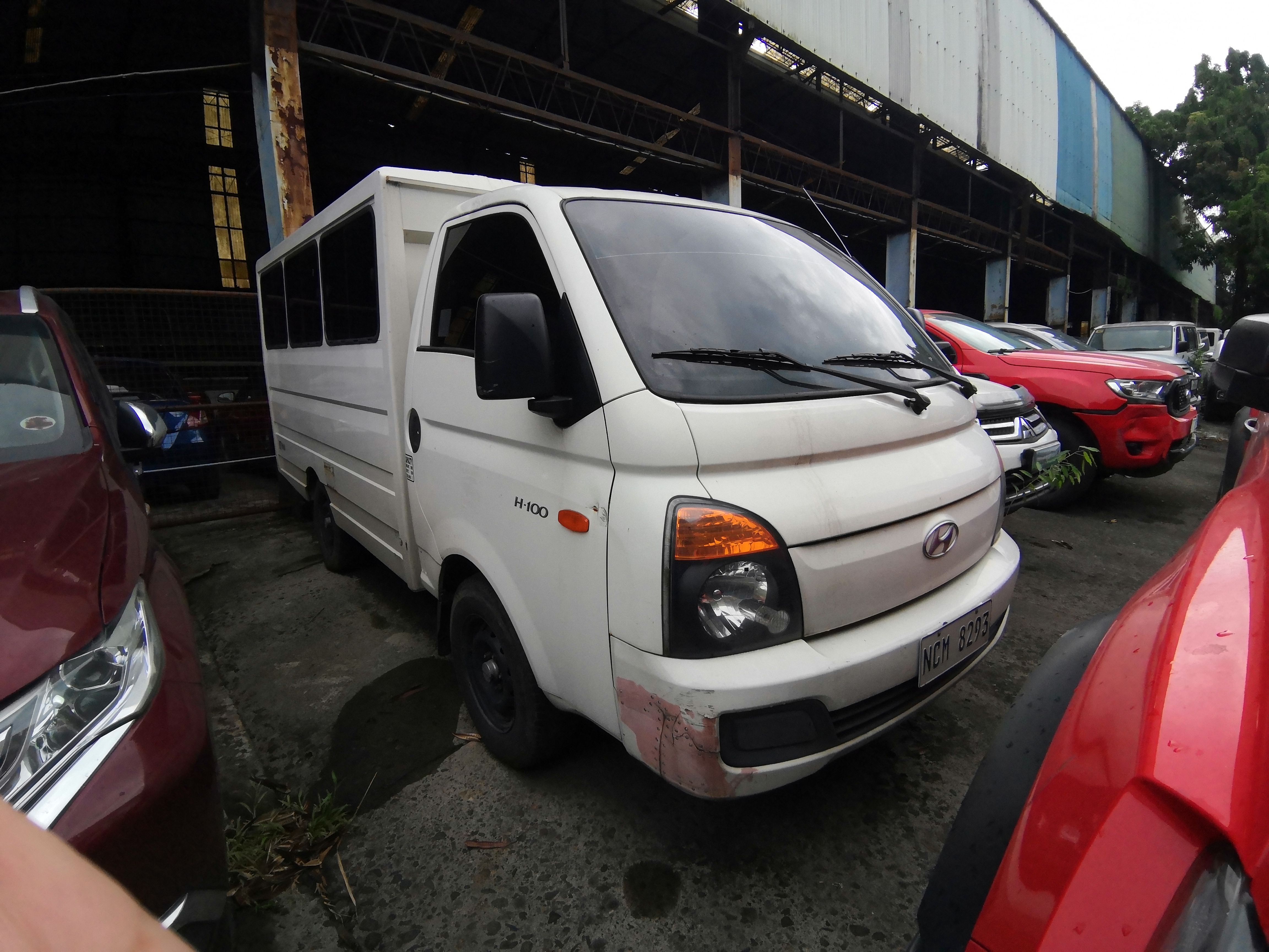 Second hand 2017 Hyundai H-100 2.6 GL 5M/T (Dsl-With AC)