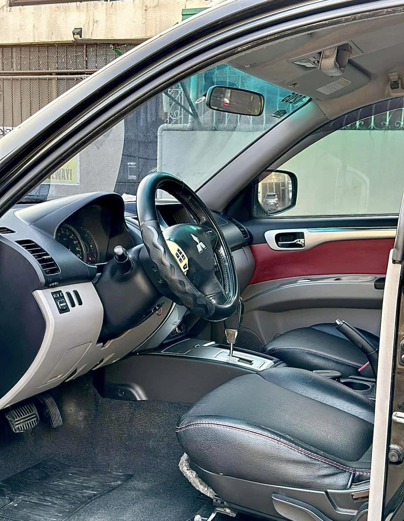 2010 Mitsubishi Montero Sport 2010 Mitsubishi Montero Sport