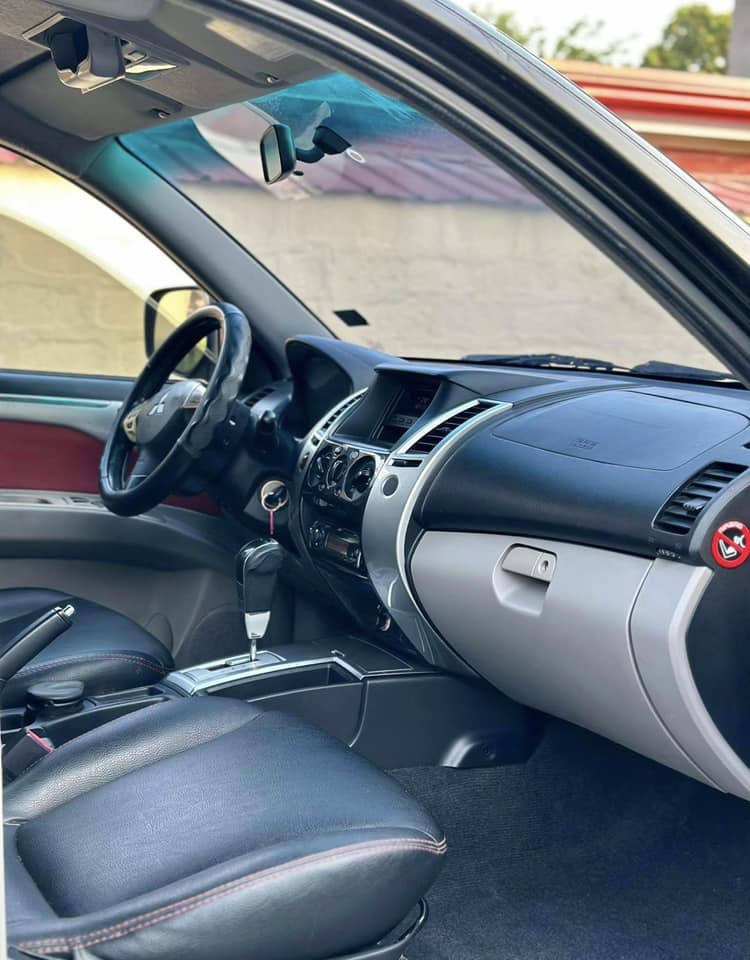 2010 Mitsubishi Montero Sport 2010 Mitsubishi Montero Sport