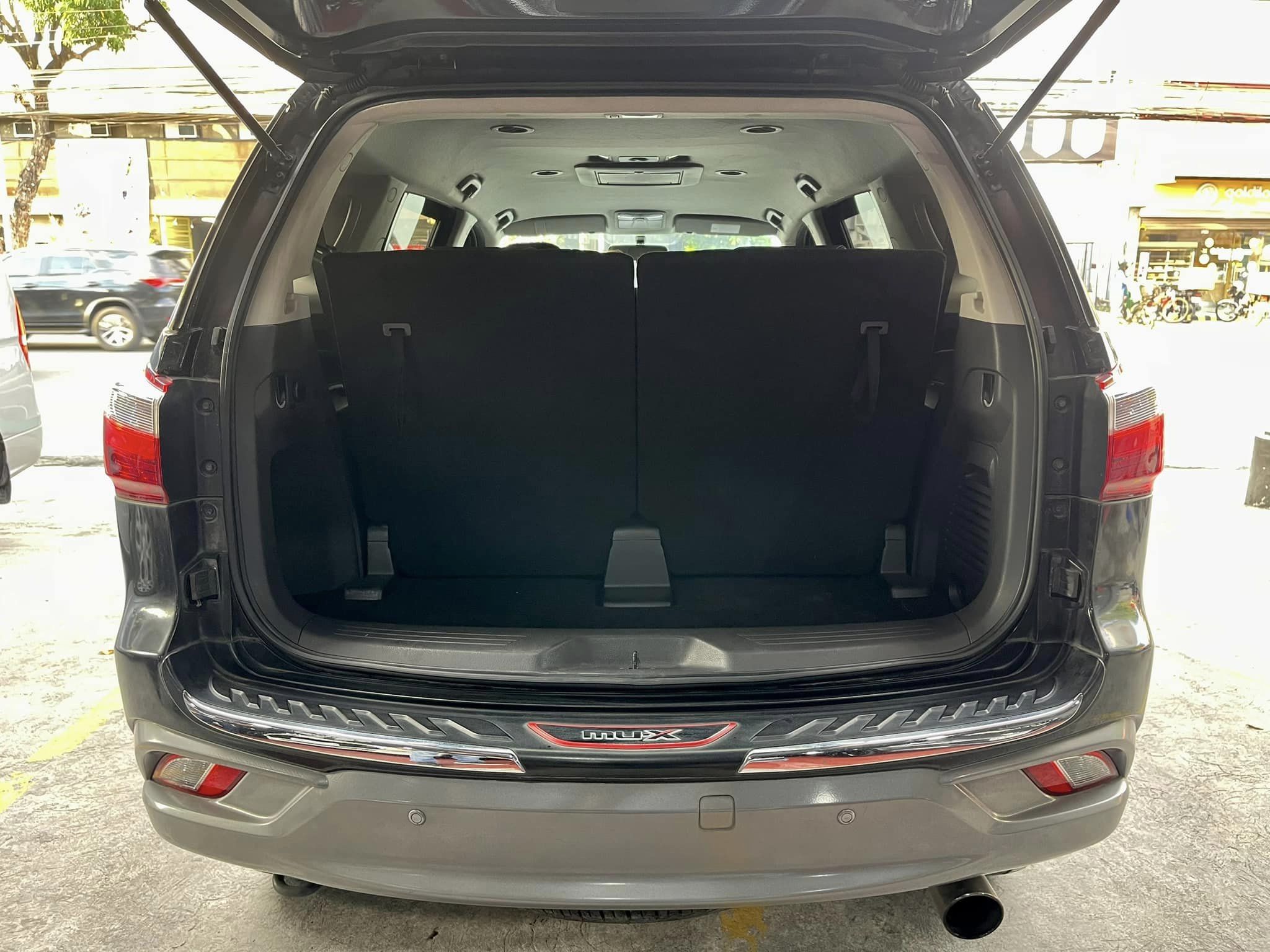 2018 Isuzu MU-X 2018 Isuzu MU-X