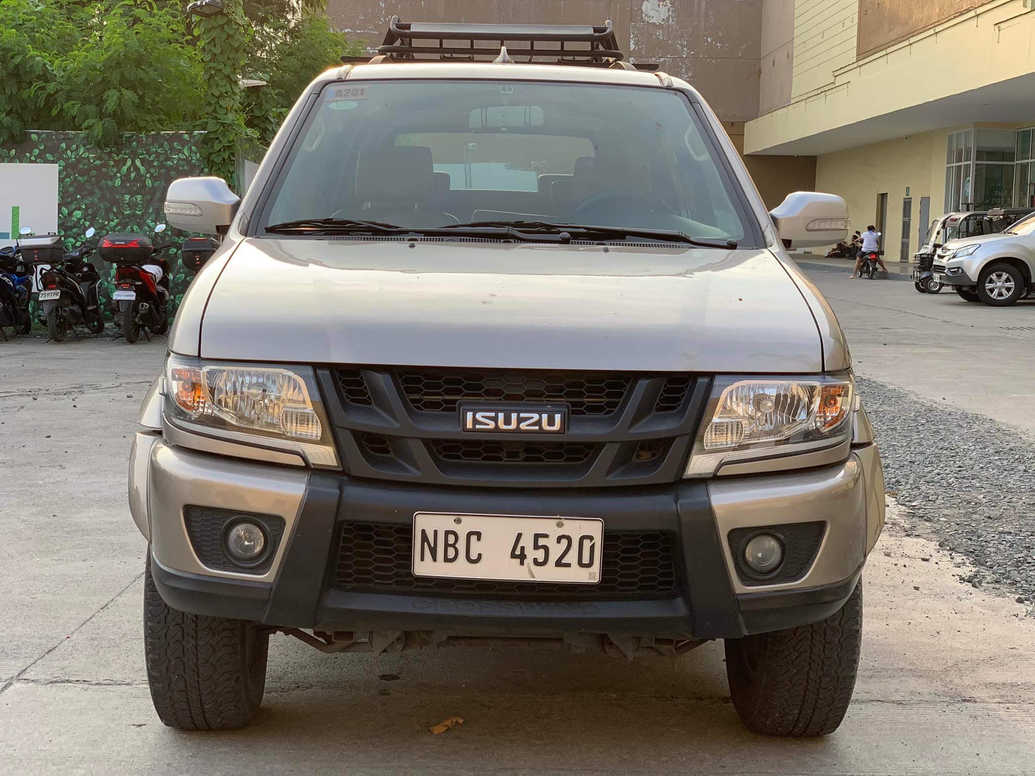 Second Hand 2017 Isuzu Crosswind Second Hand 2017 Isuzu Crosswind