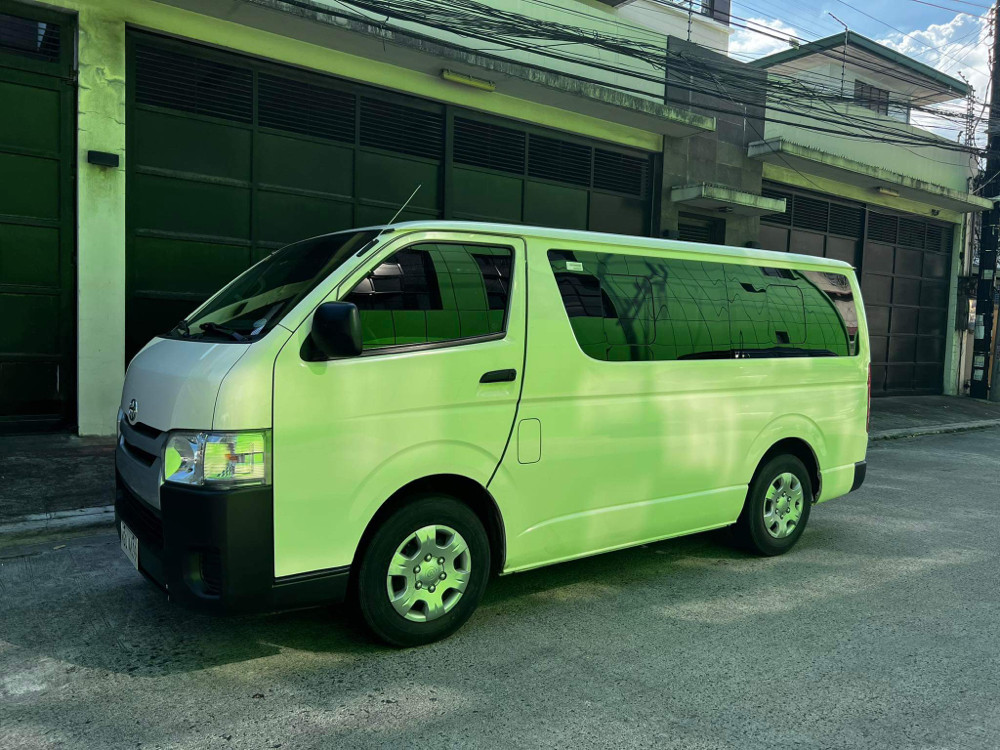 Second Hand 2022 Toyota Hiace Second Hand 2022 Toyota Hiace