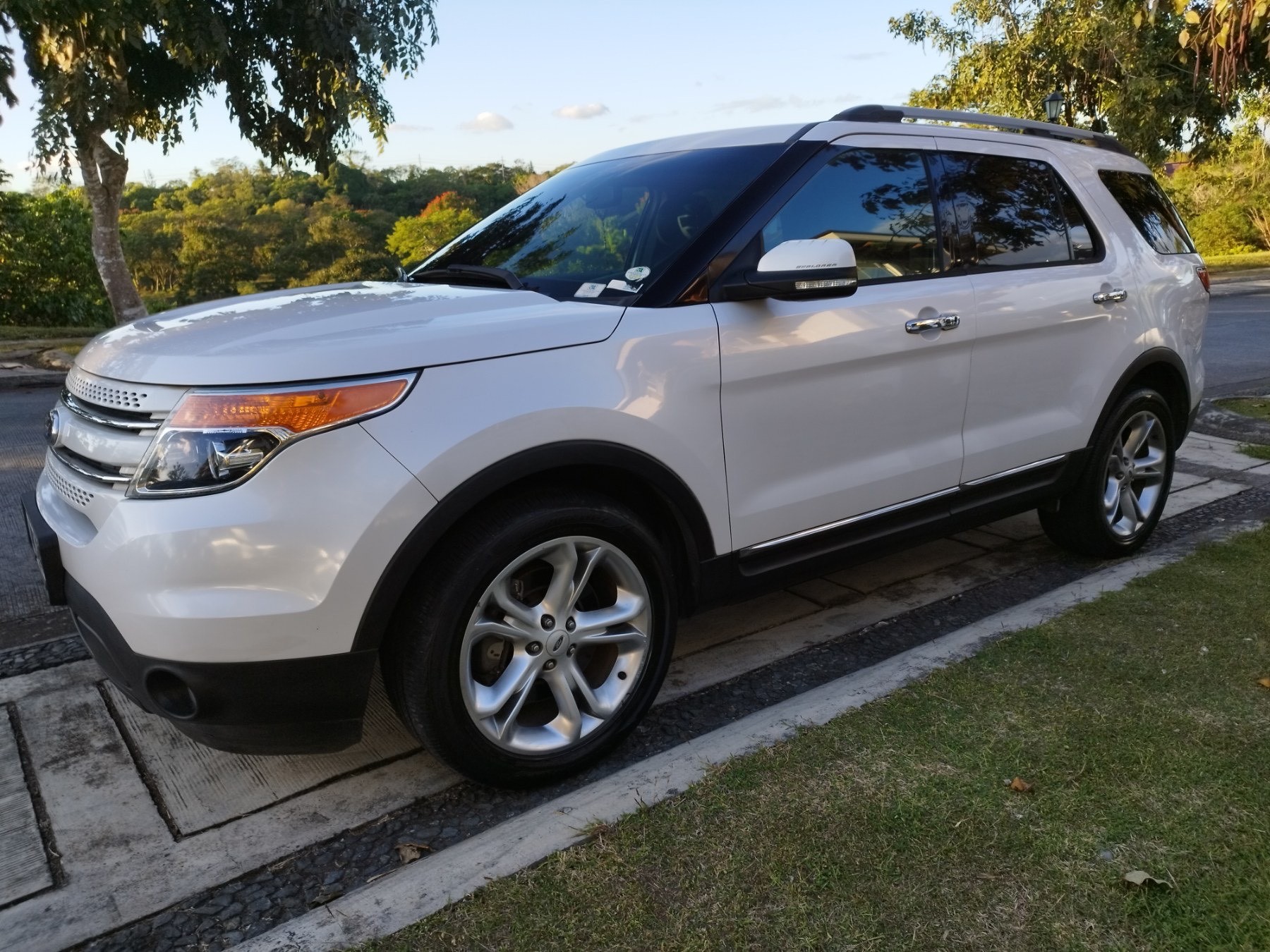 2015 Ford Explorer 2015 Ford Explorer