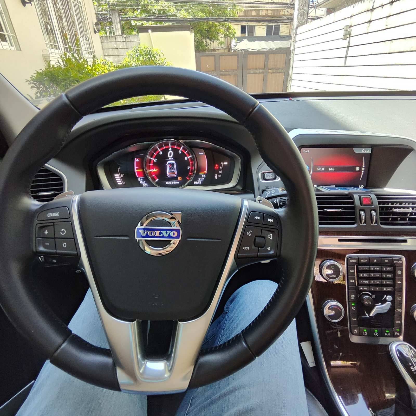 2016 Volvo XC60 2016 Volvo XC60