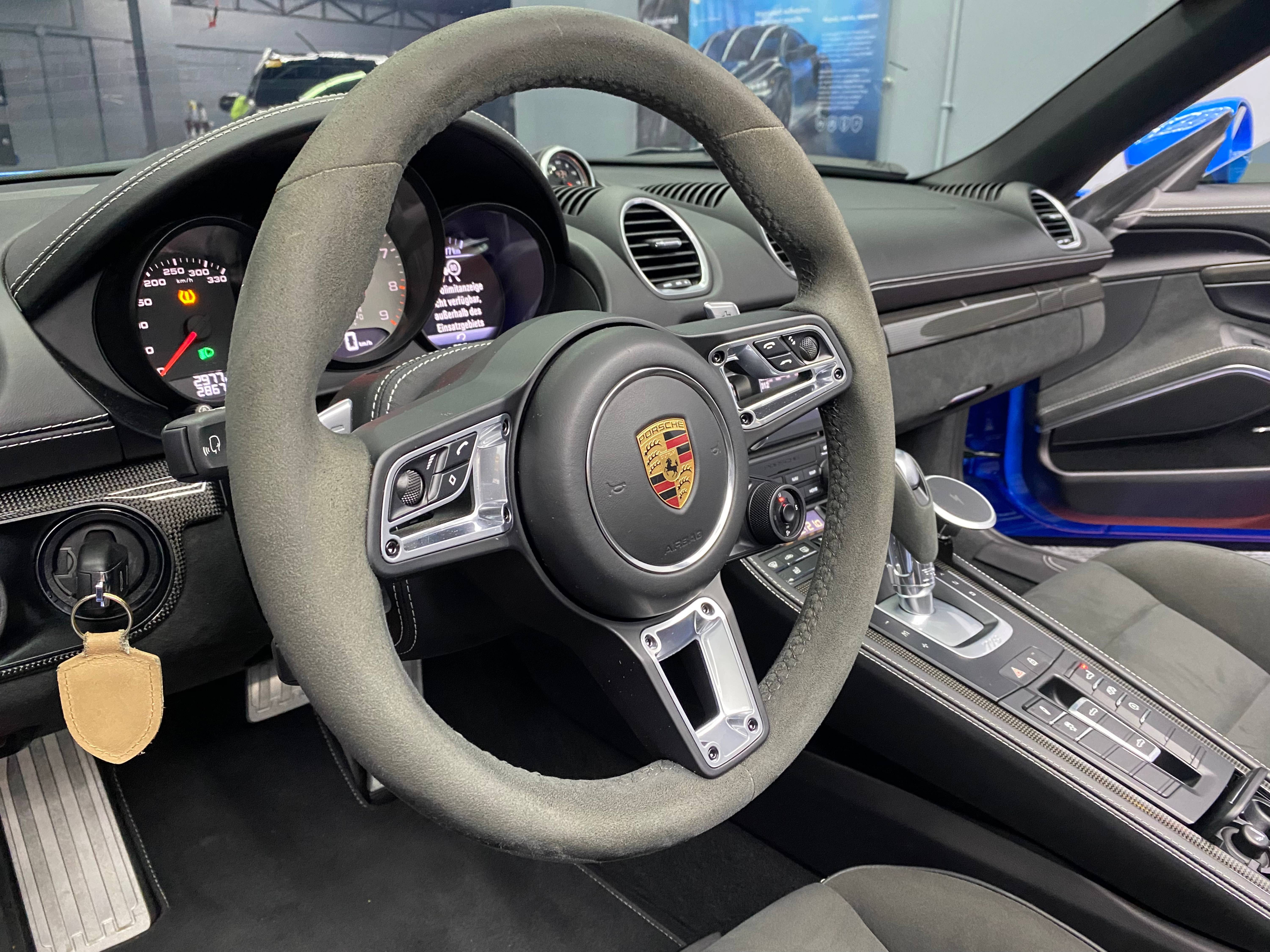 2022 Porsche 718 2022 Porsche 718