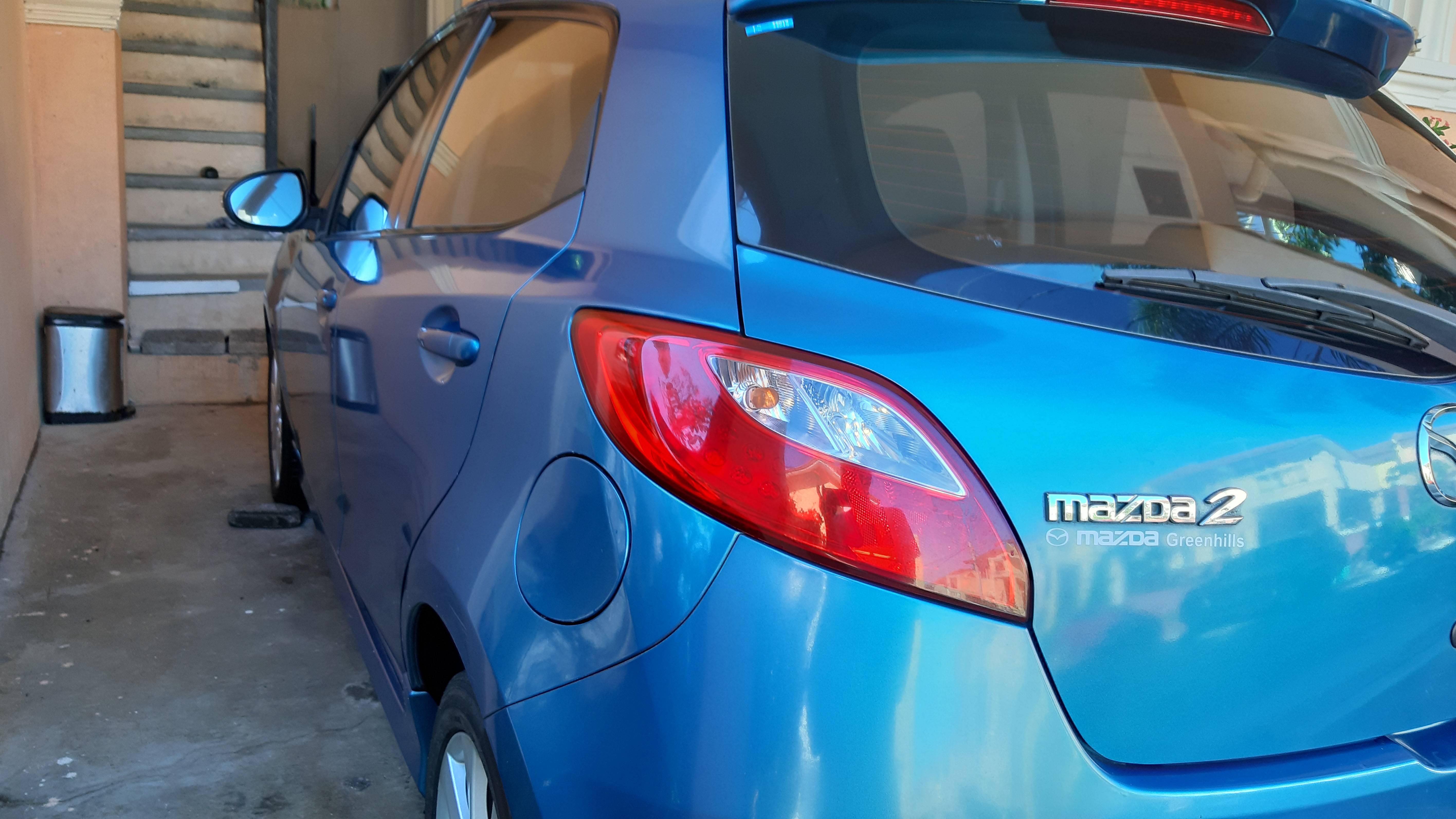 2012 Mazda 2 Hatchback 2012 Mazda 2 Hatchback