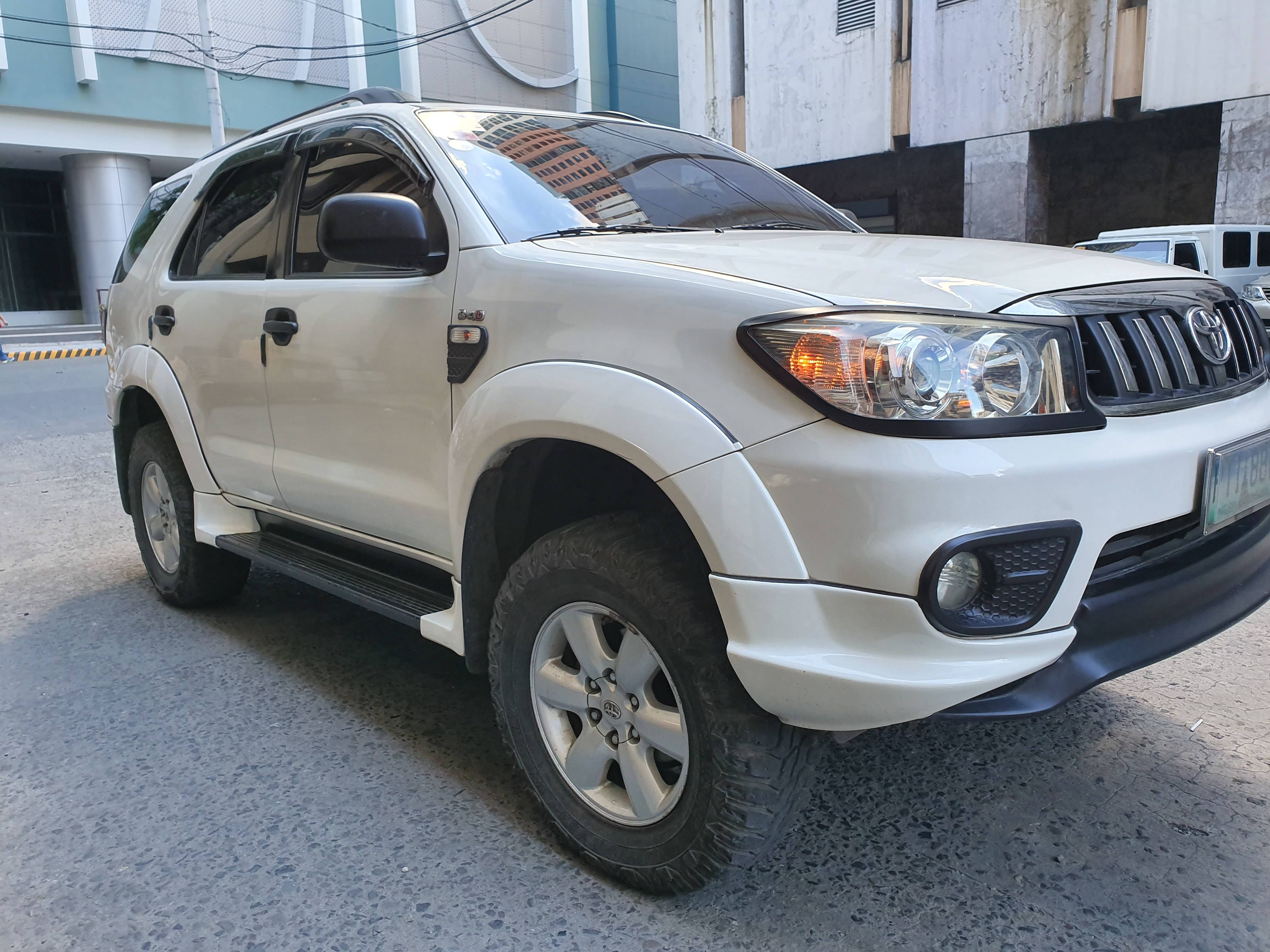 2010 Toyota Fortuner 2010 Toyota Fortuner
