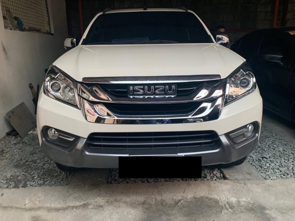 2015 Isuzu mu-X 2015 Isuzu mu-X