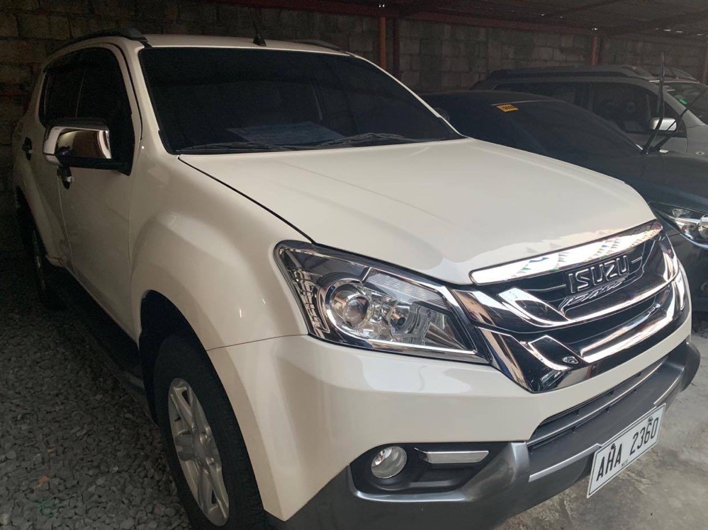 2015 Isuzu mu-X 2015 Isuzu mu-X