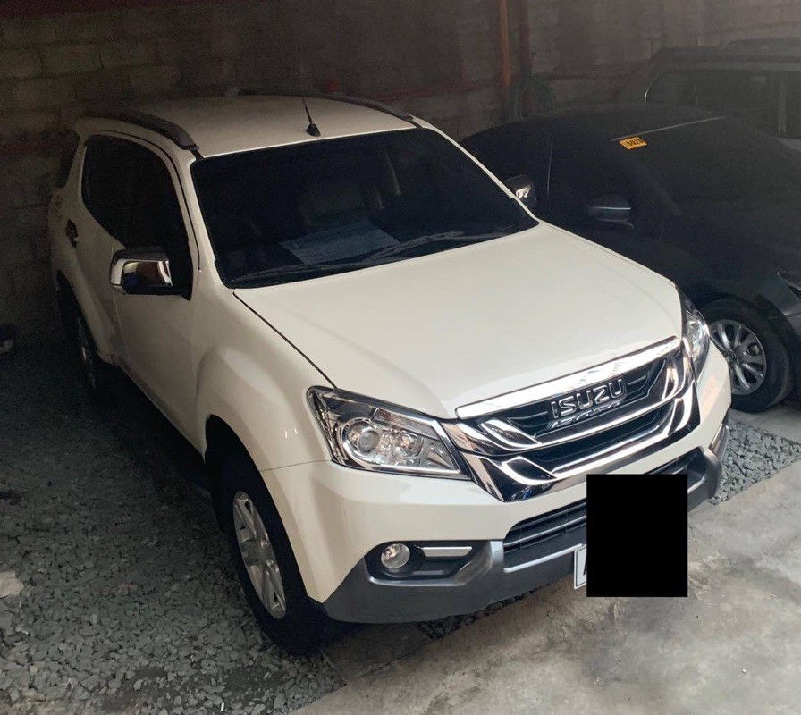 2015 Isuzu mu-X 2015 Isuzu mu-X