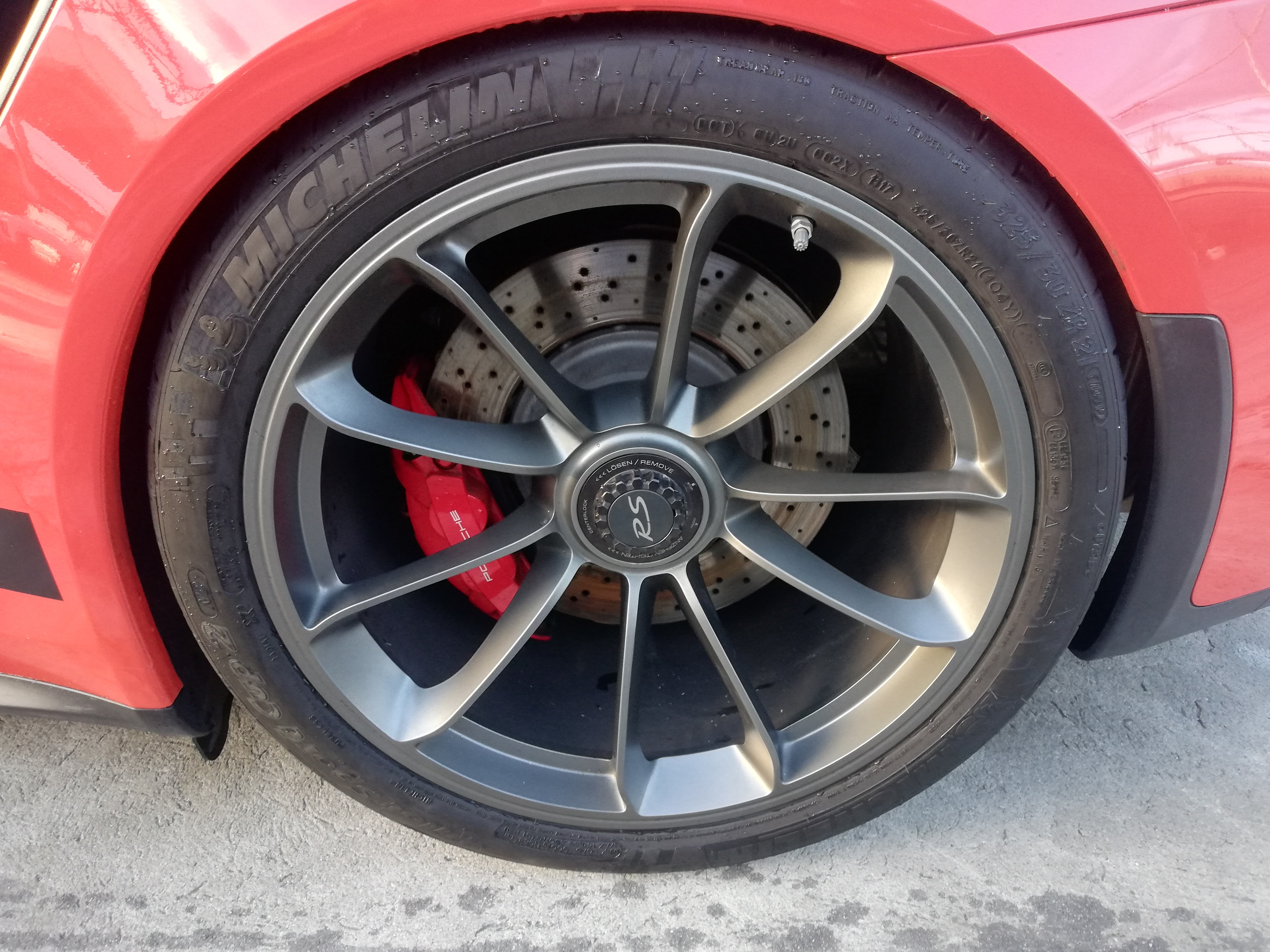2018 Porsche 911 GT3 2018 Porsche 911 GT3