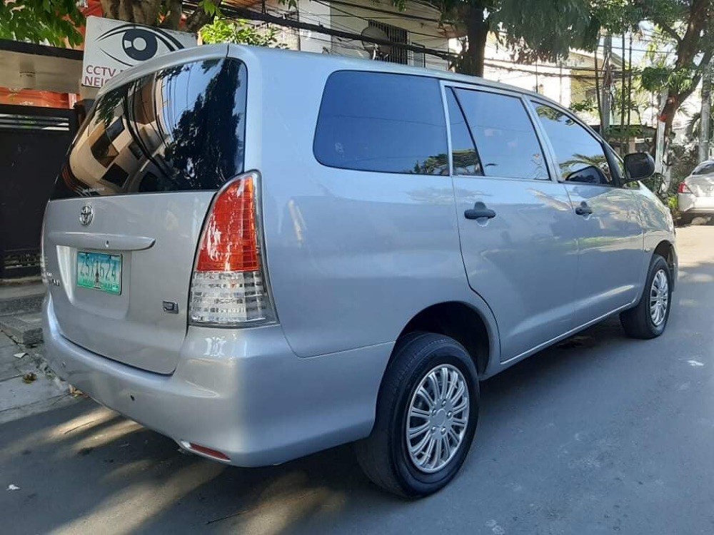 2009 Toyota Innova 2009 Toyota Innova